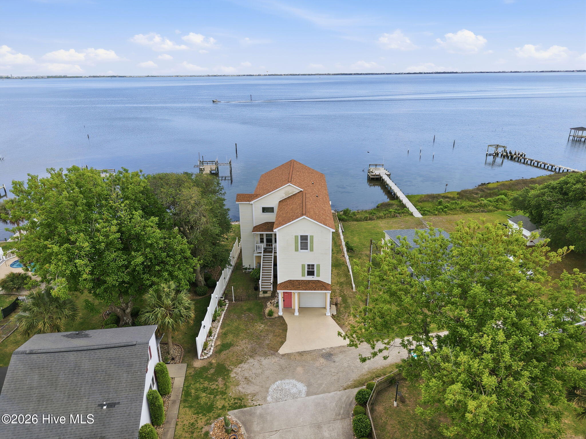 103 Waterfront Avenue,Newport