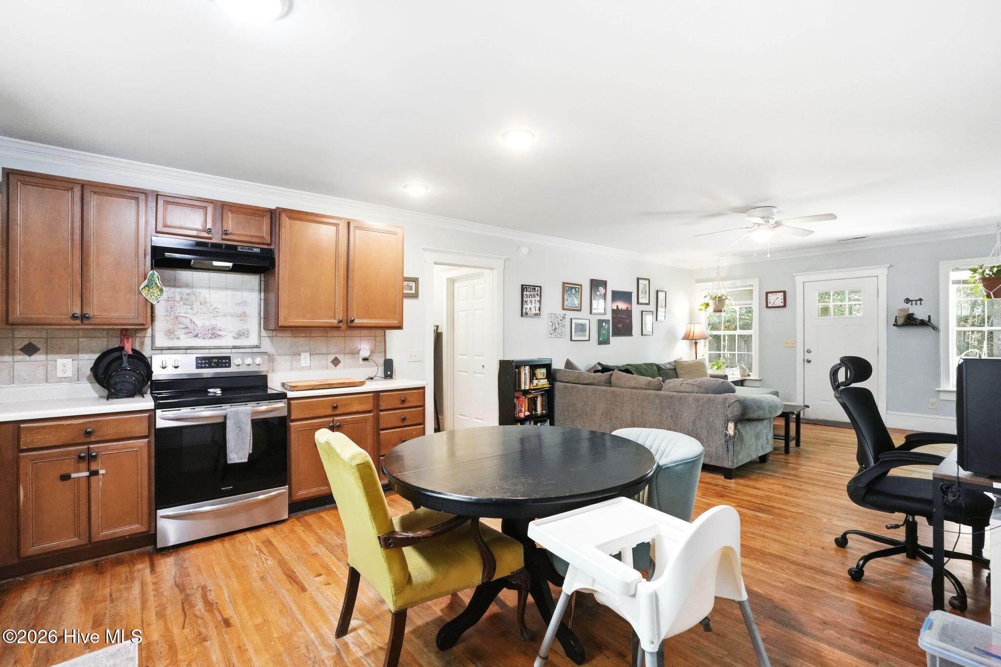 100564510 | Photo 39