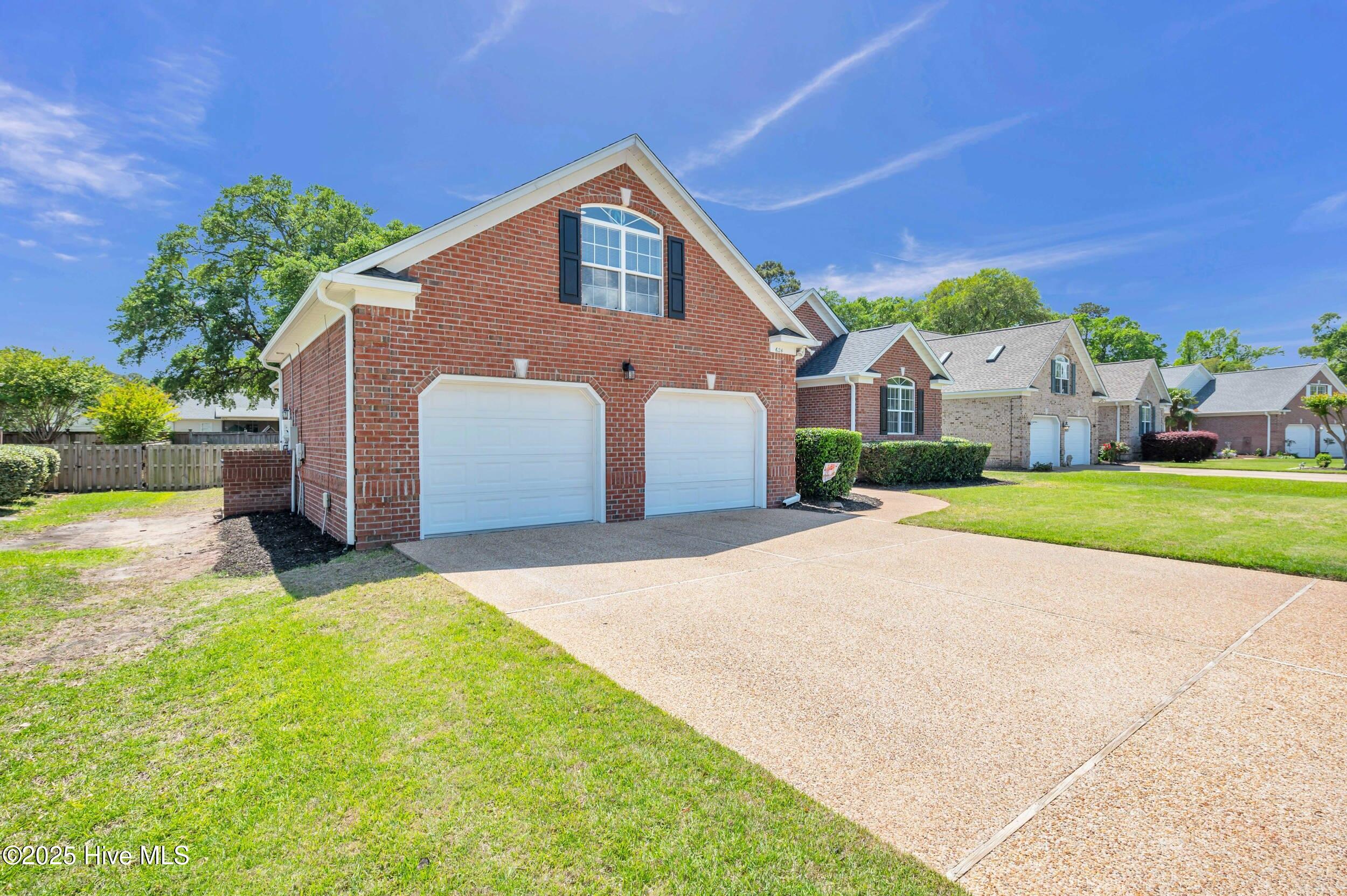 624 Sea Castle Court, Wilmington, NC 28412 – photo 3: 624seacastle00003