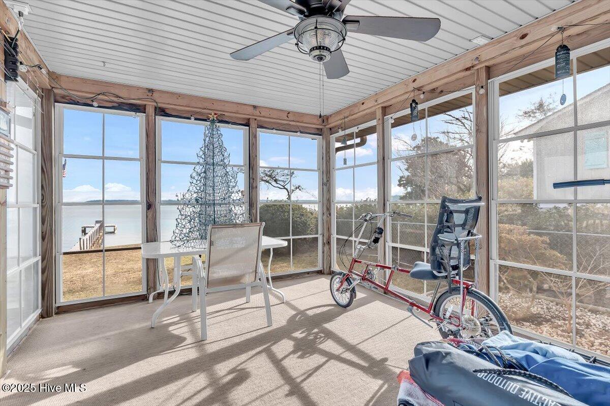 100546350 | Photo 45