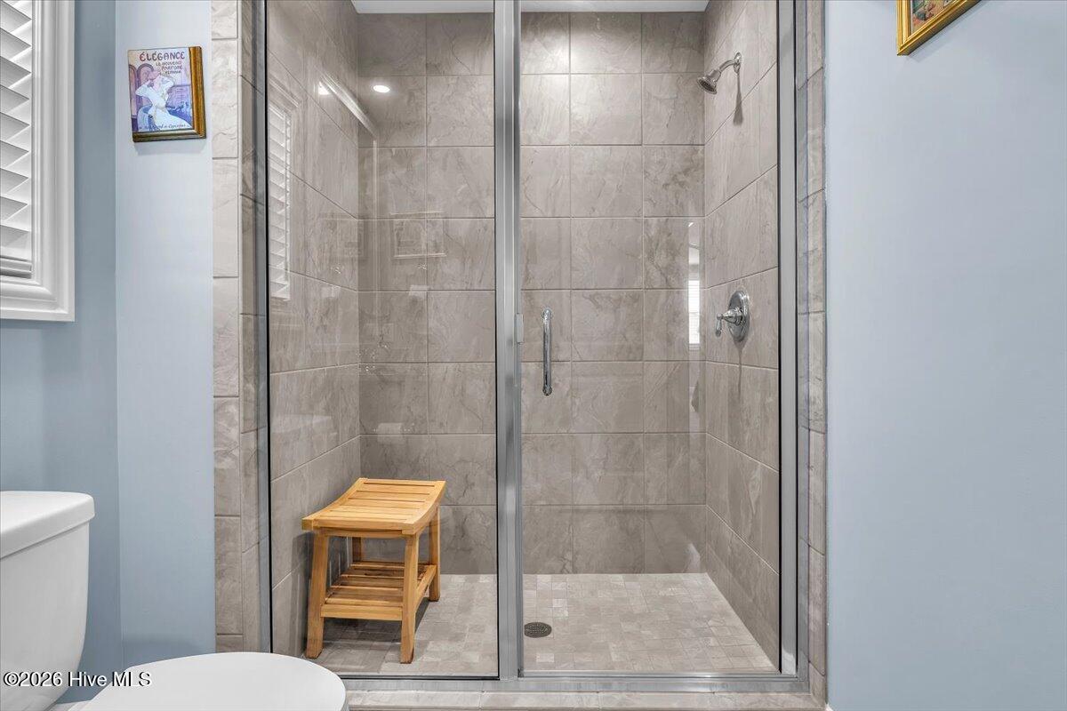 100562728 | Photo 68