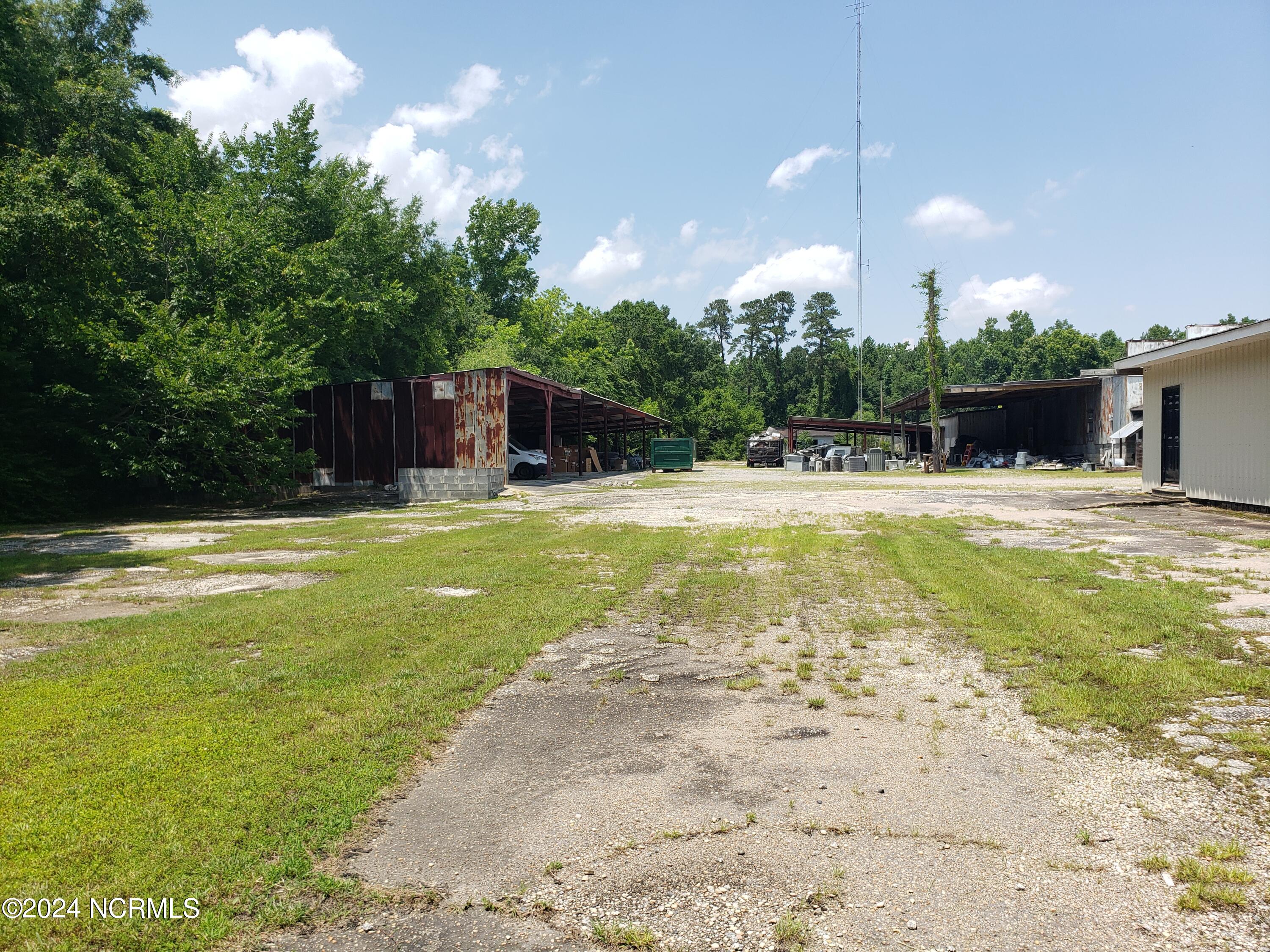 100503312 | Photo 11