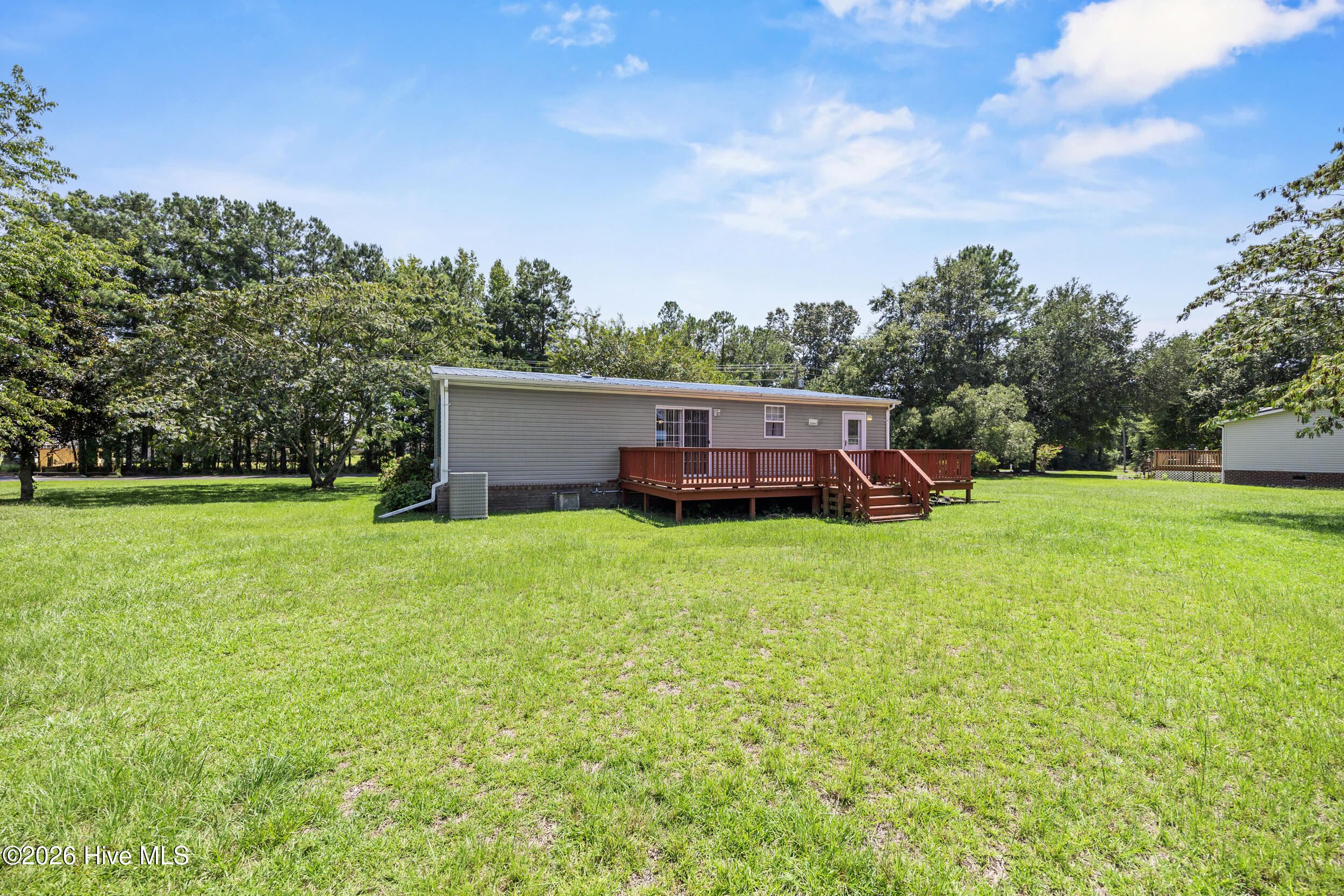 Exterior photo of 207 Betty Drive, Burgaw, NC 28425. MLS: 100597630