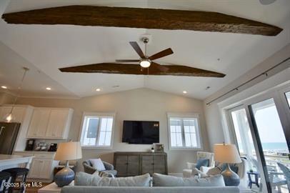 100545187 | Photo 22