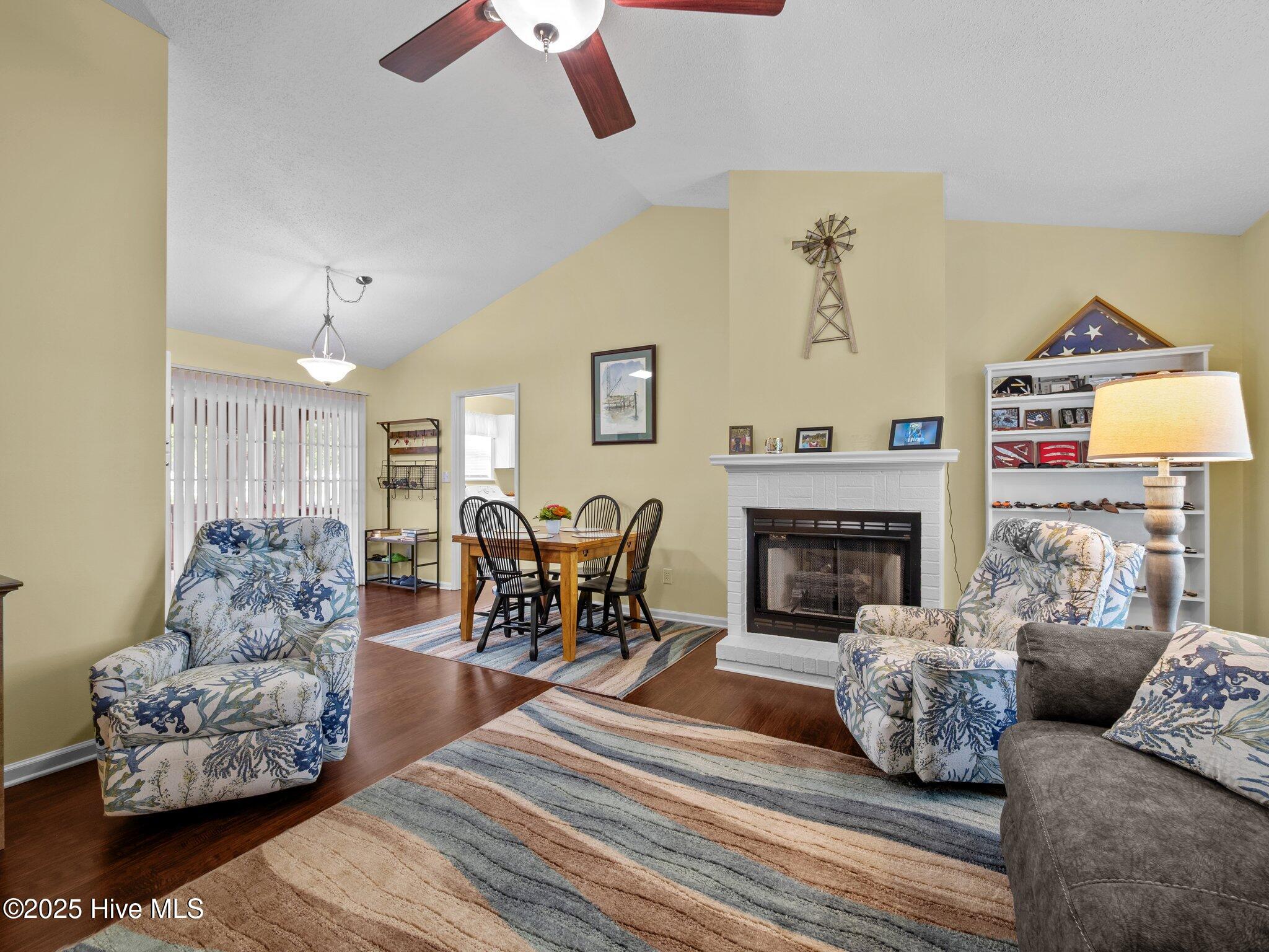 100516980 | Photo 33