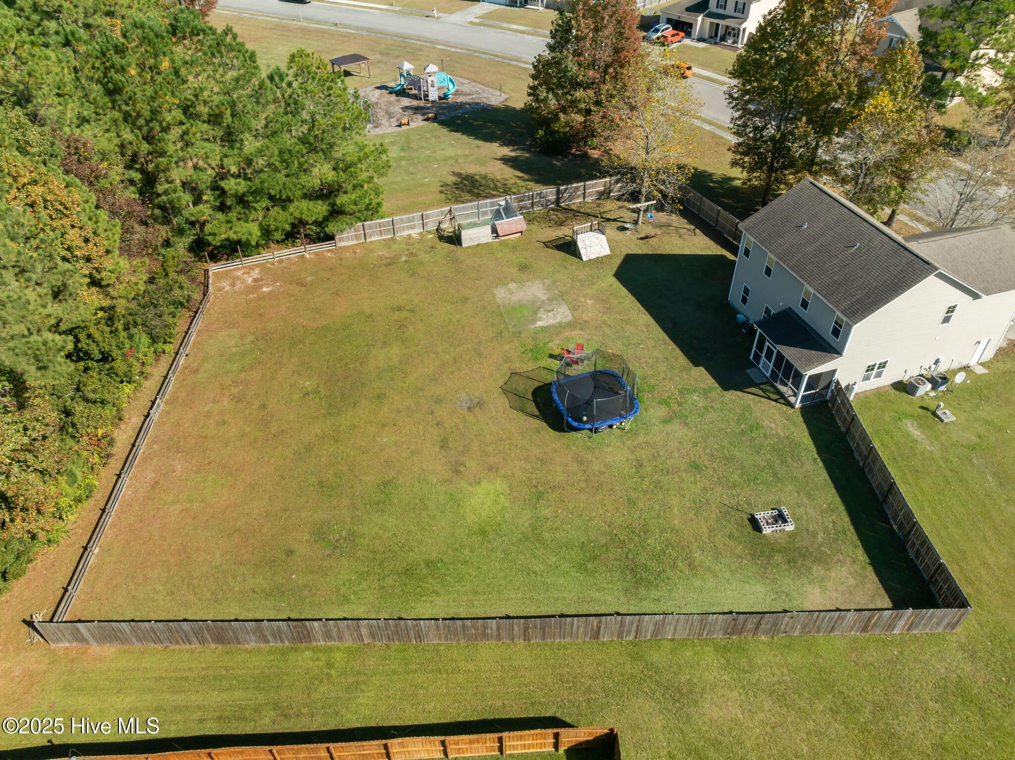 100540594 | Photo 43