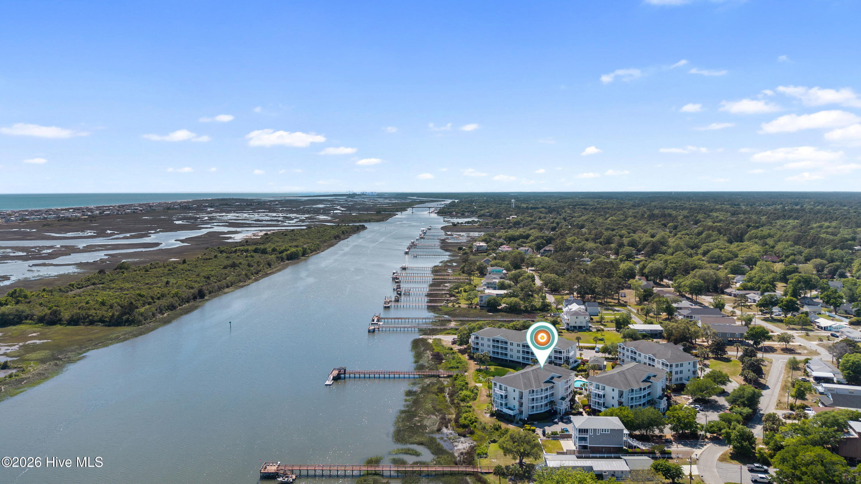 100570147 | Photo 35