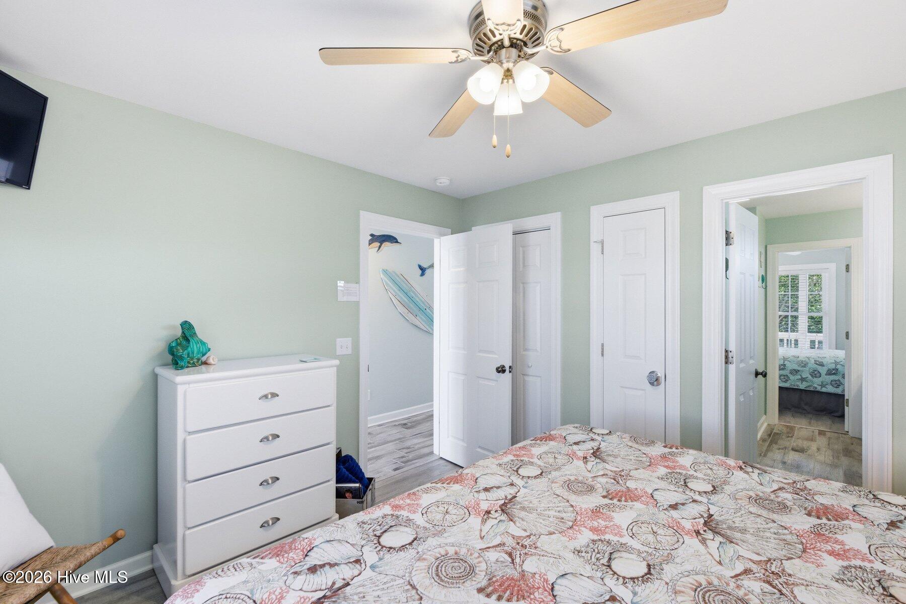 100570503 | Photo 38