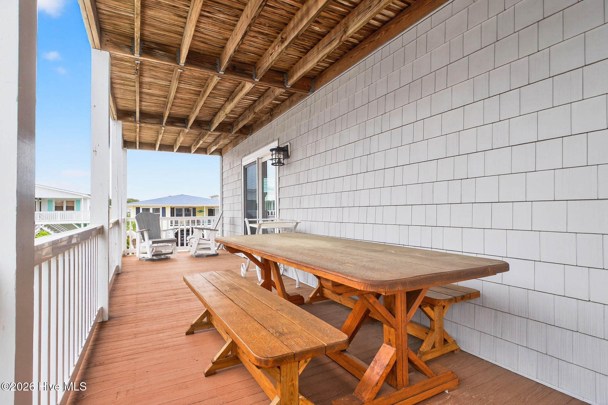 100565816 | Photo 28