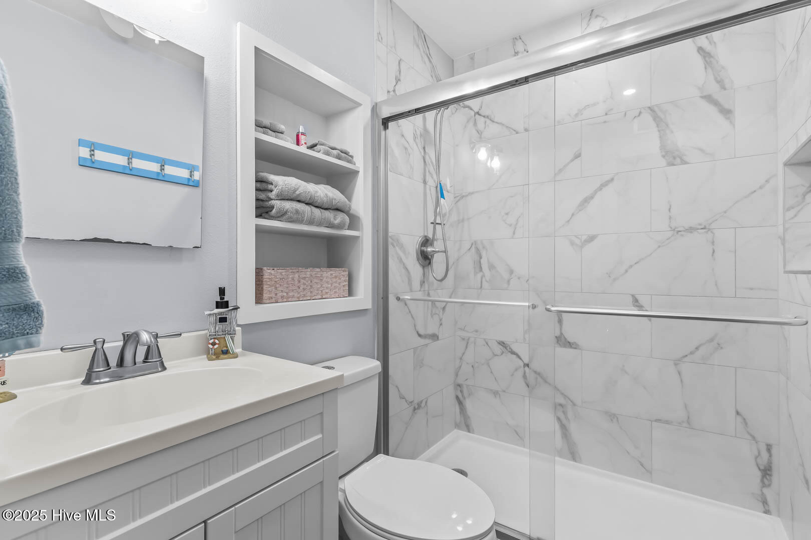 100505296 | Photo 17