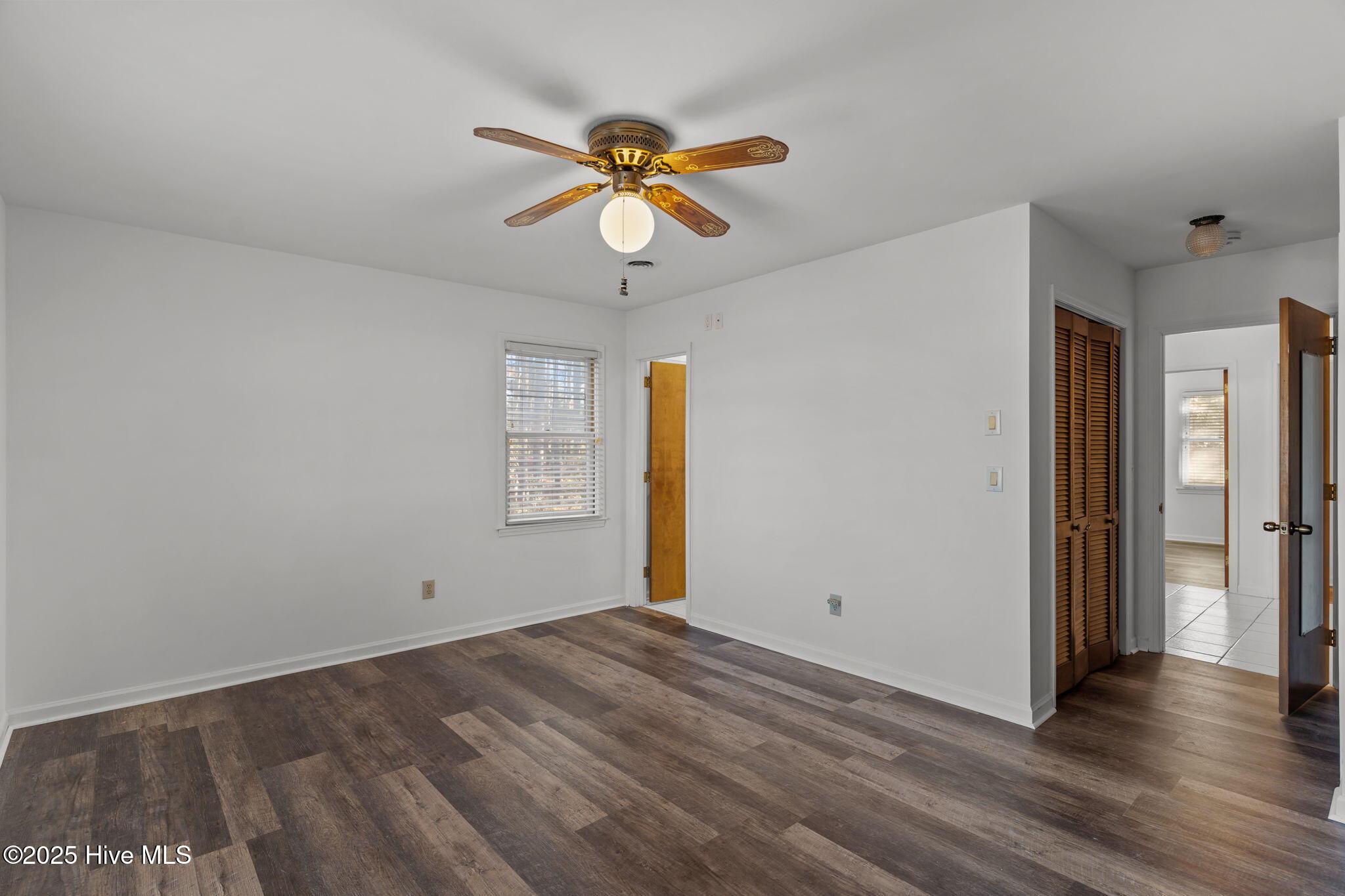 100545150 | Photo 29