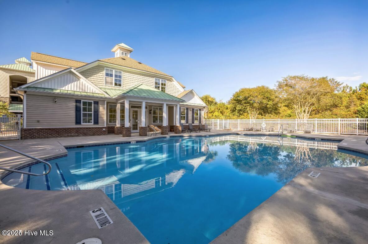 100542500 | Photo 21