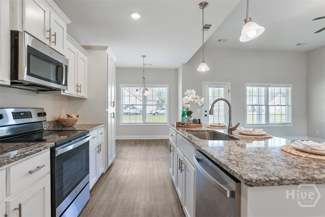 225 Alcovy Circle