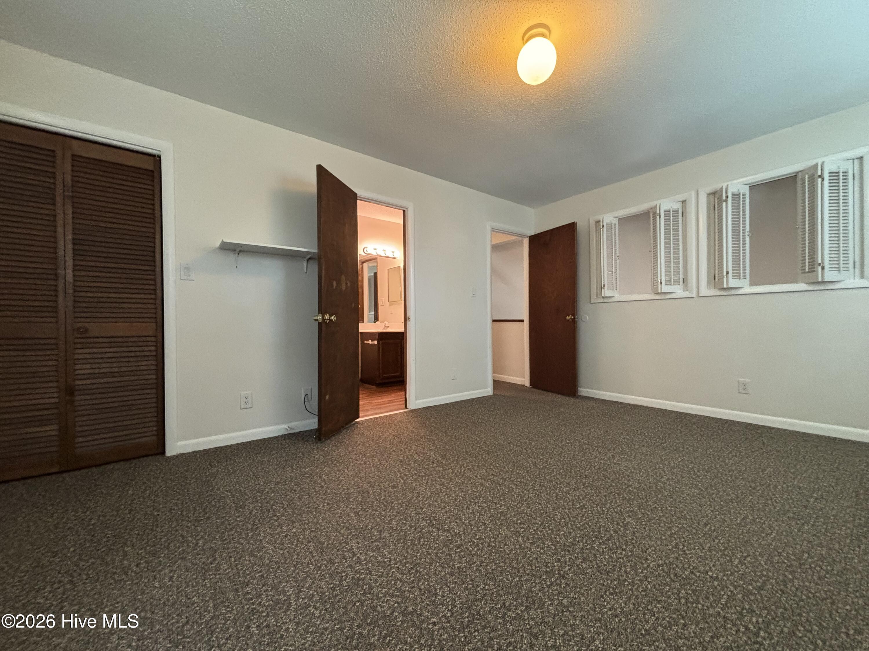 124 E Saltwood Place,Jacksonville