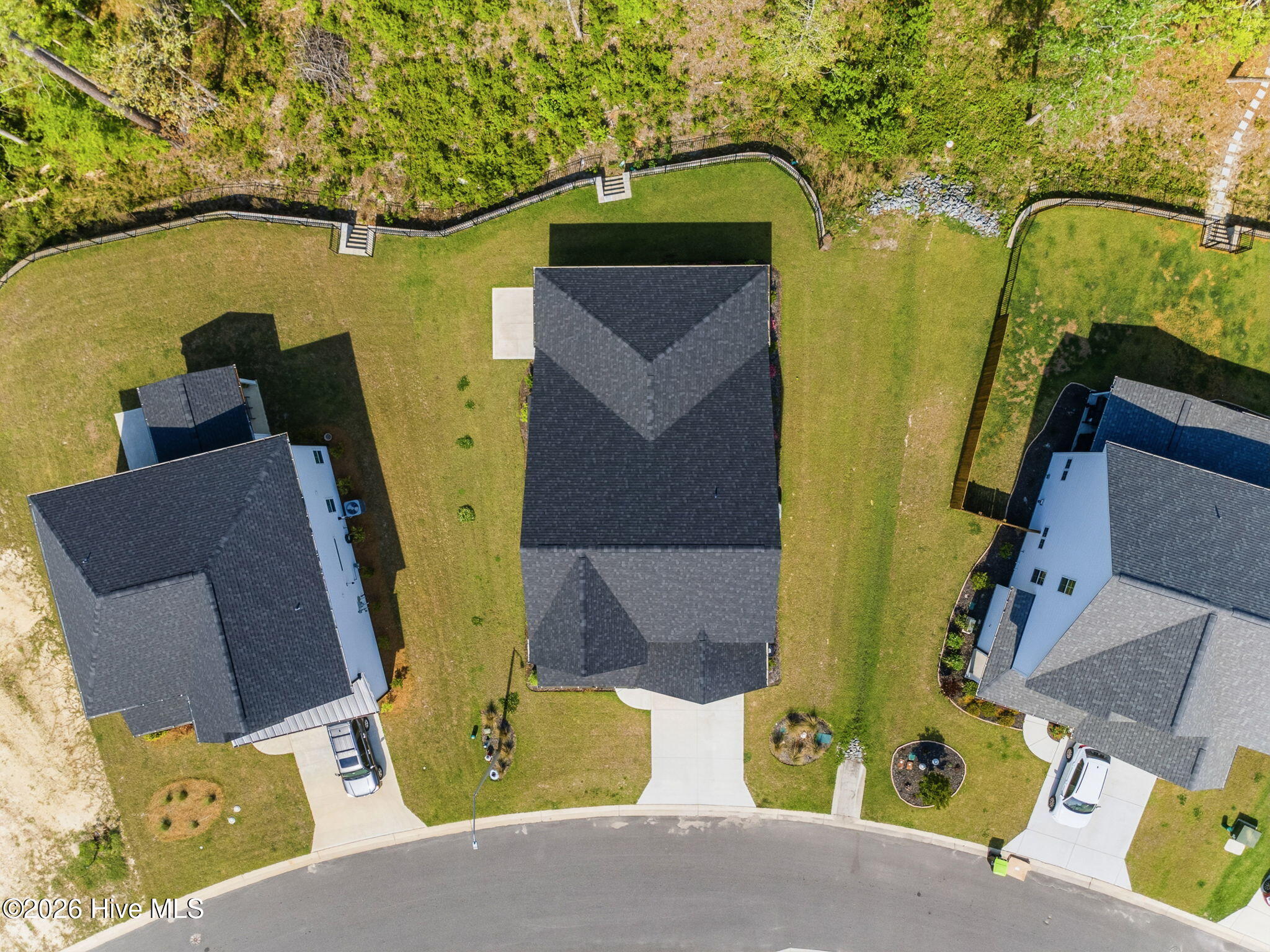 100567561 | Photo 62