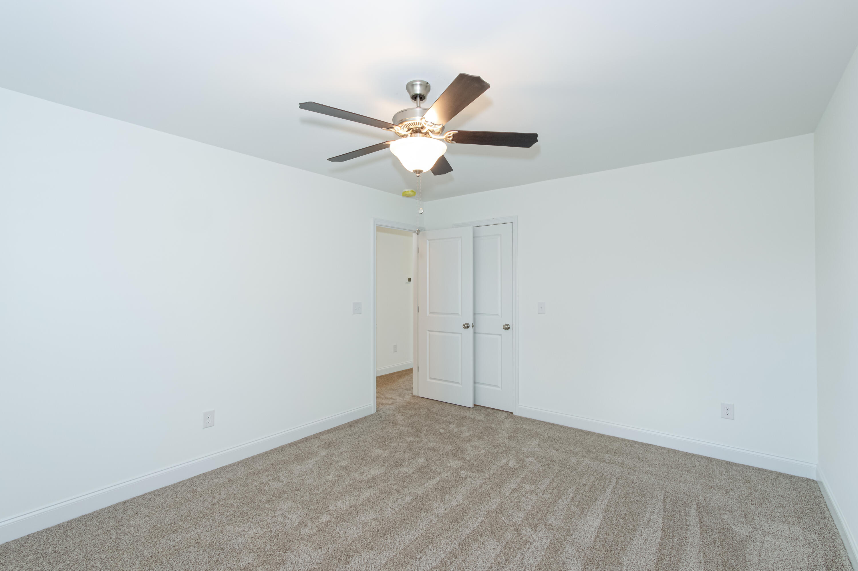 2nd St, 526, Interior-16
