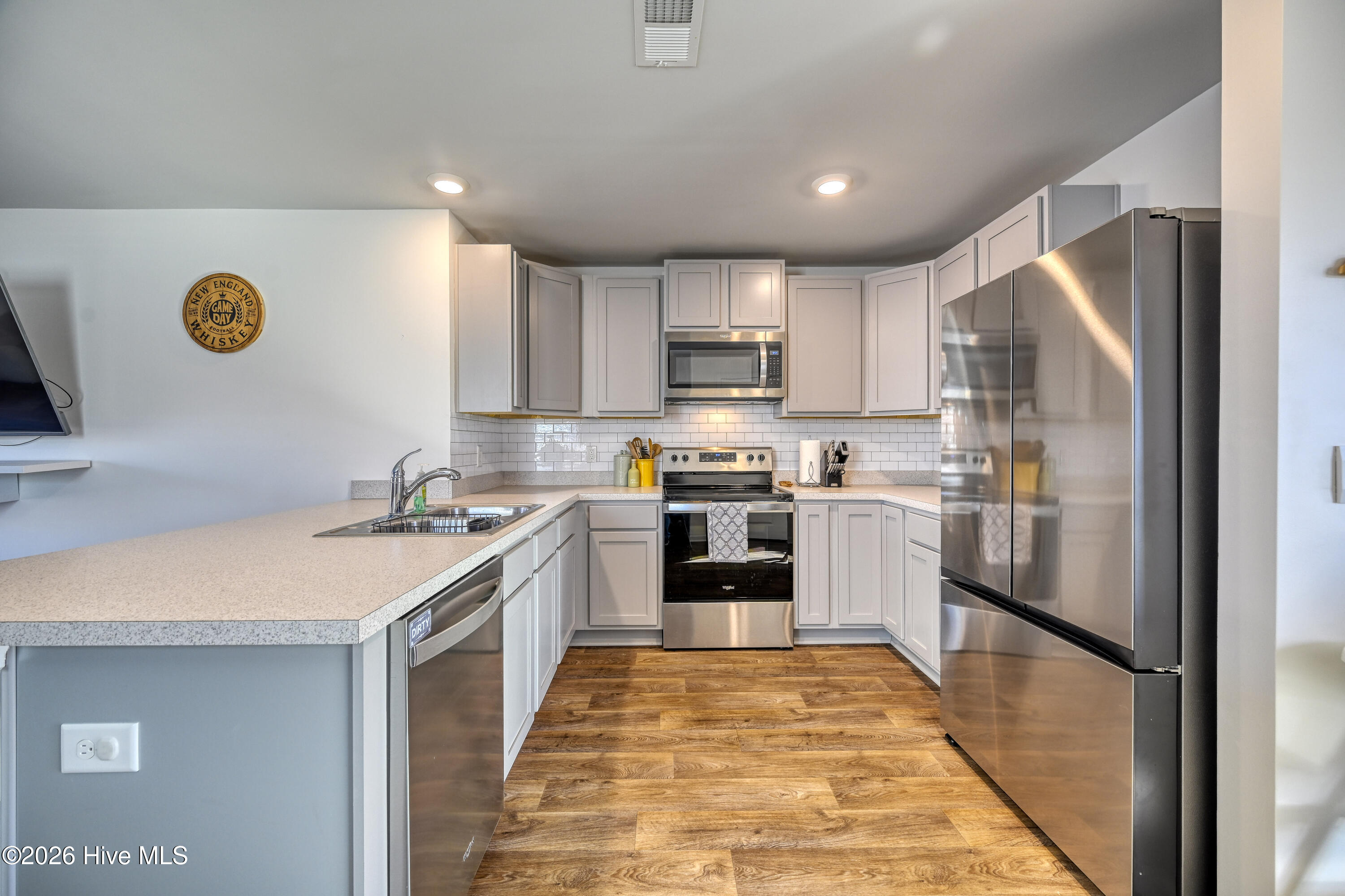 100551064 | Photo 11