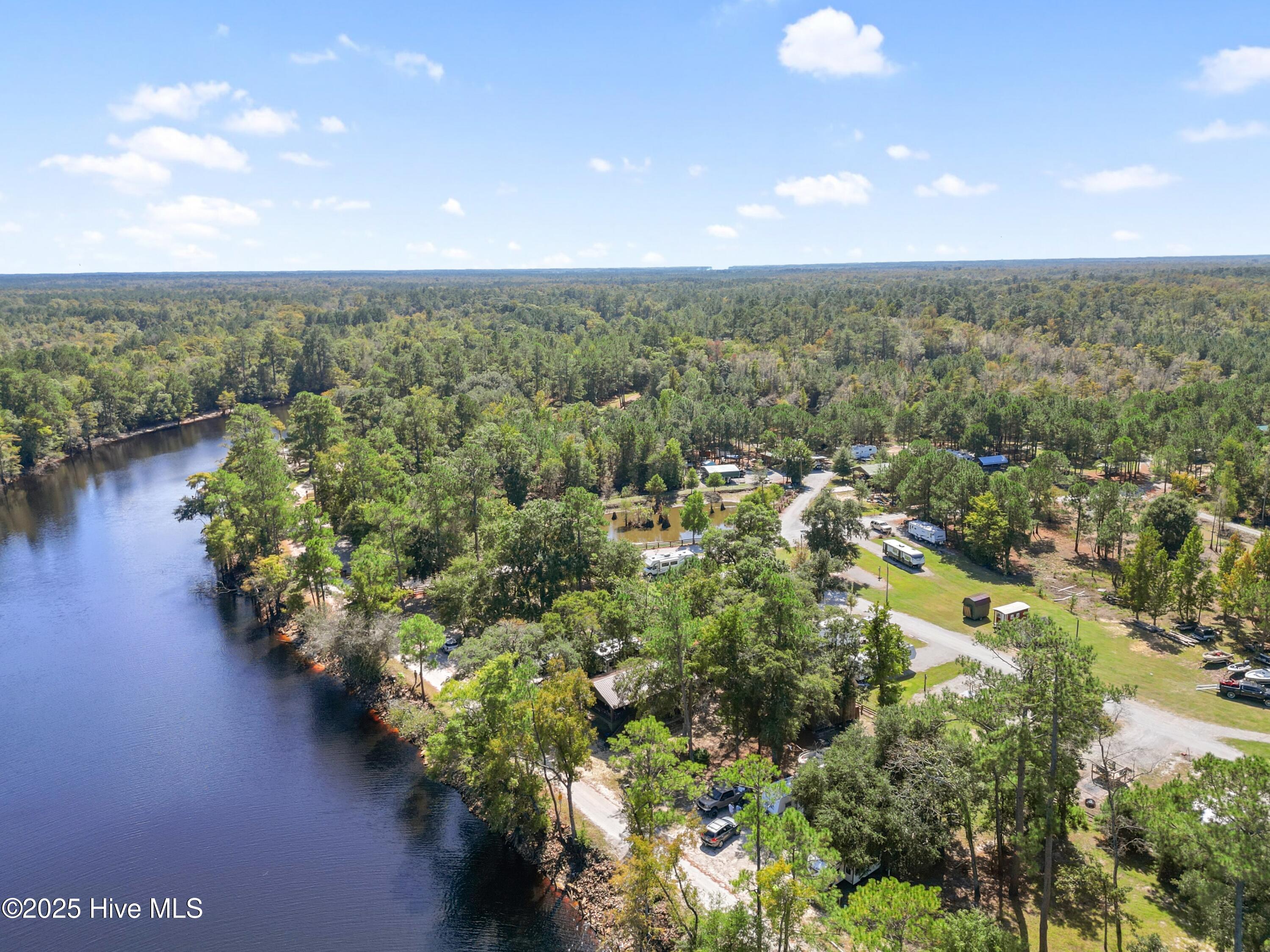 100534422 | Photo 25