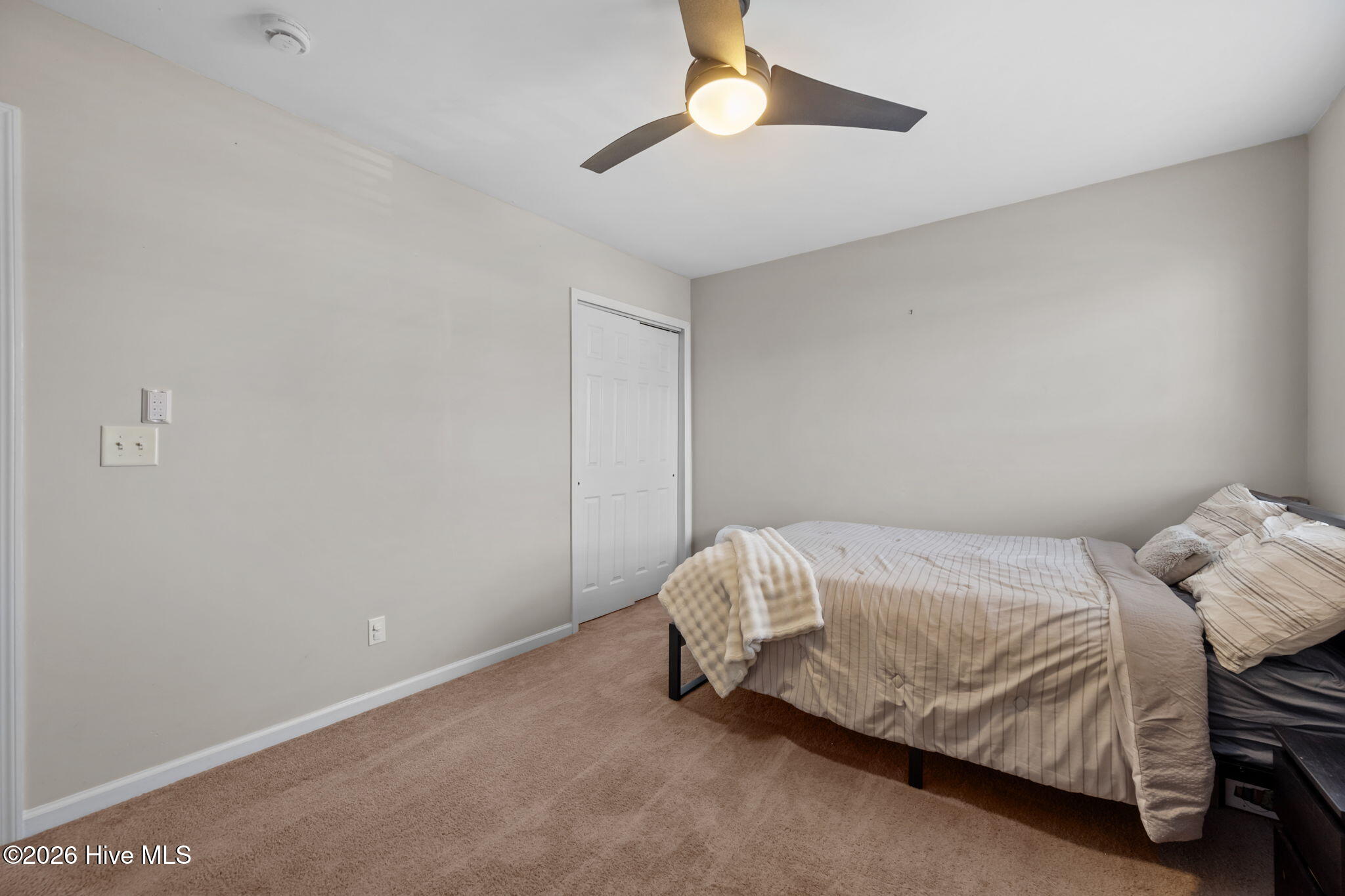 100567671 | Photo 37