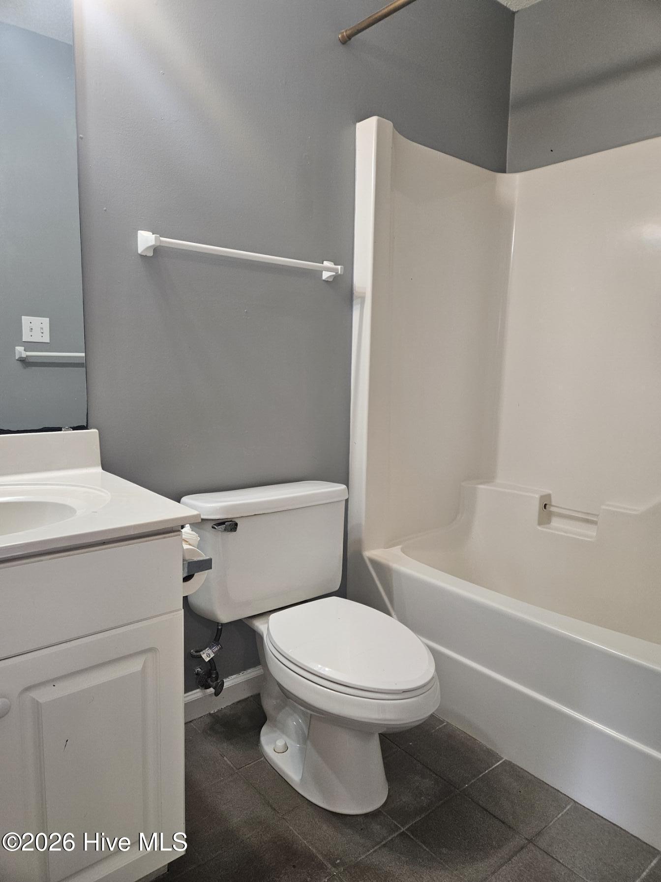 Exterior photo of 118 Avondale Avenue B, Wilmington, NC 28403. MLS: 100593869