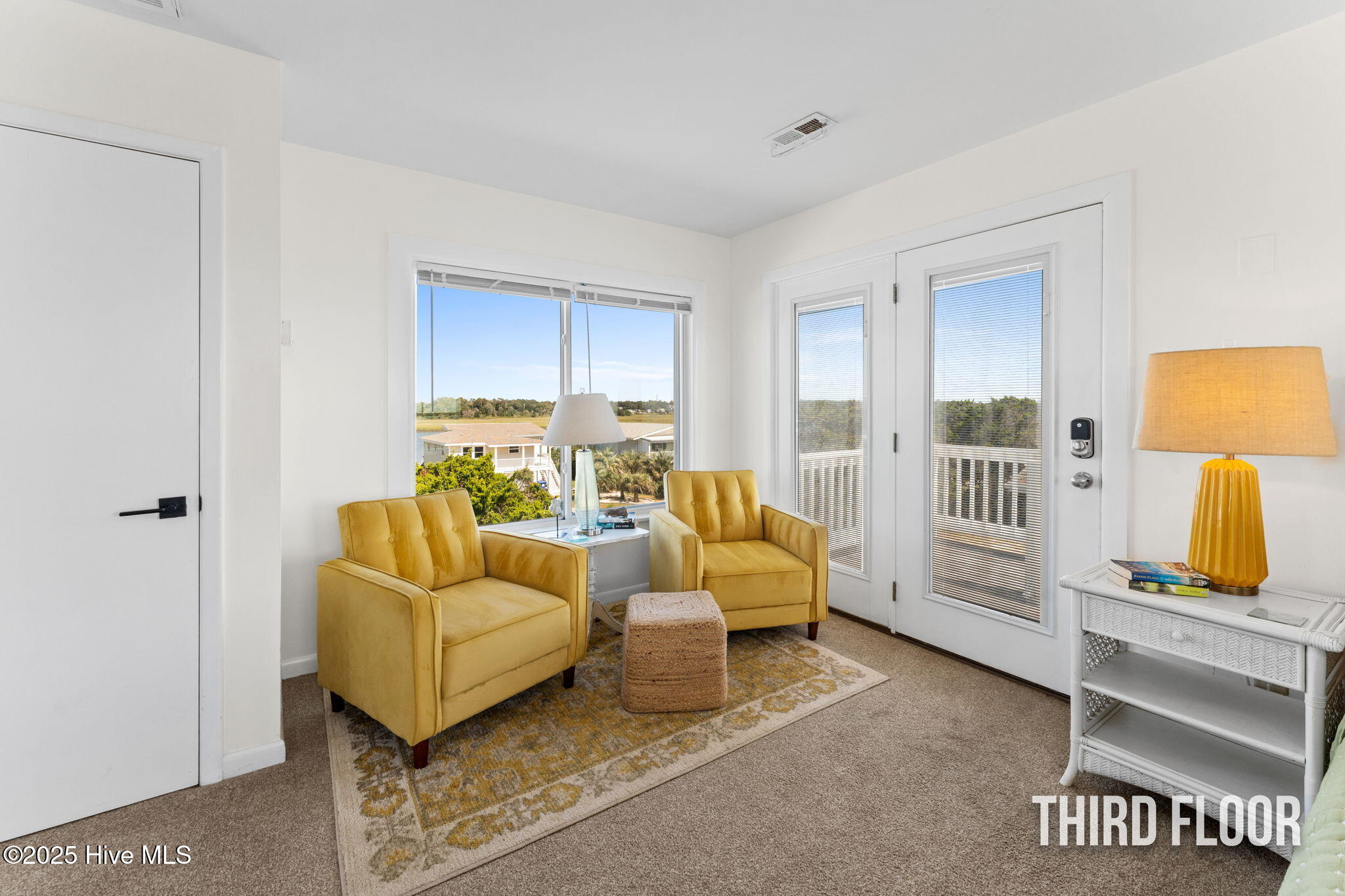 100532124 | Photo 58