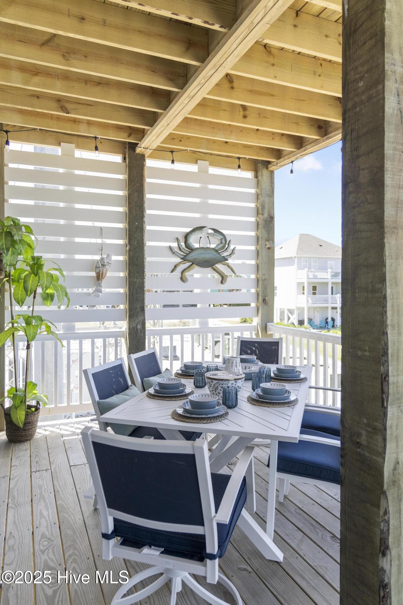 100498543 | Photo 65