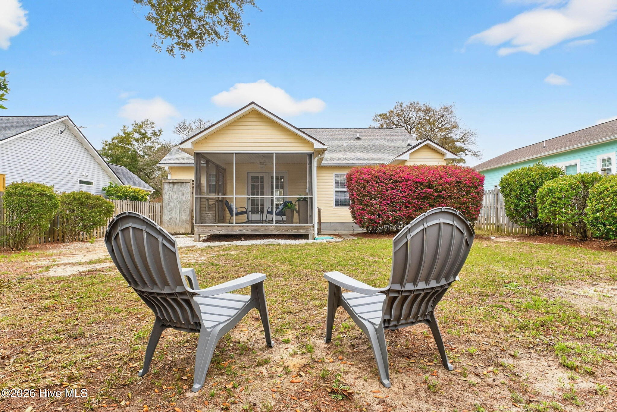 100562767 | Photo 38