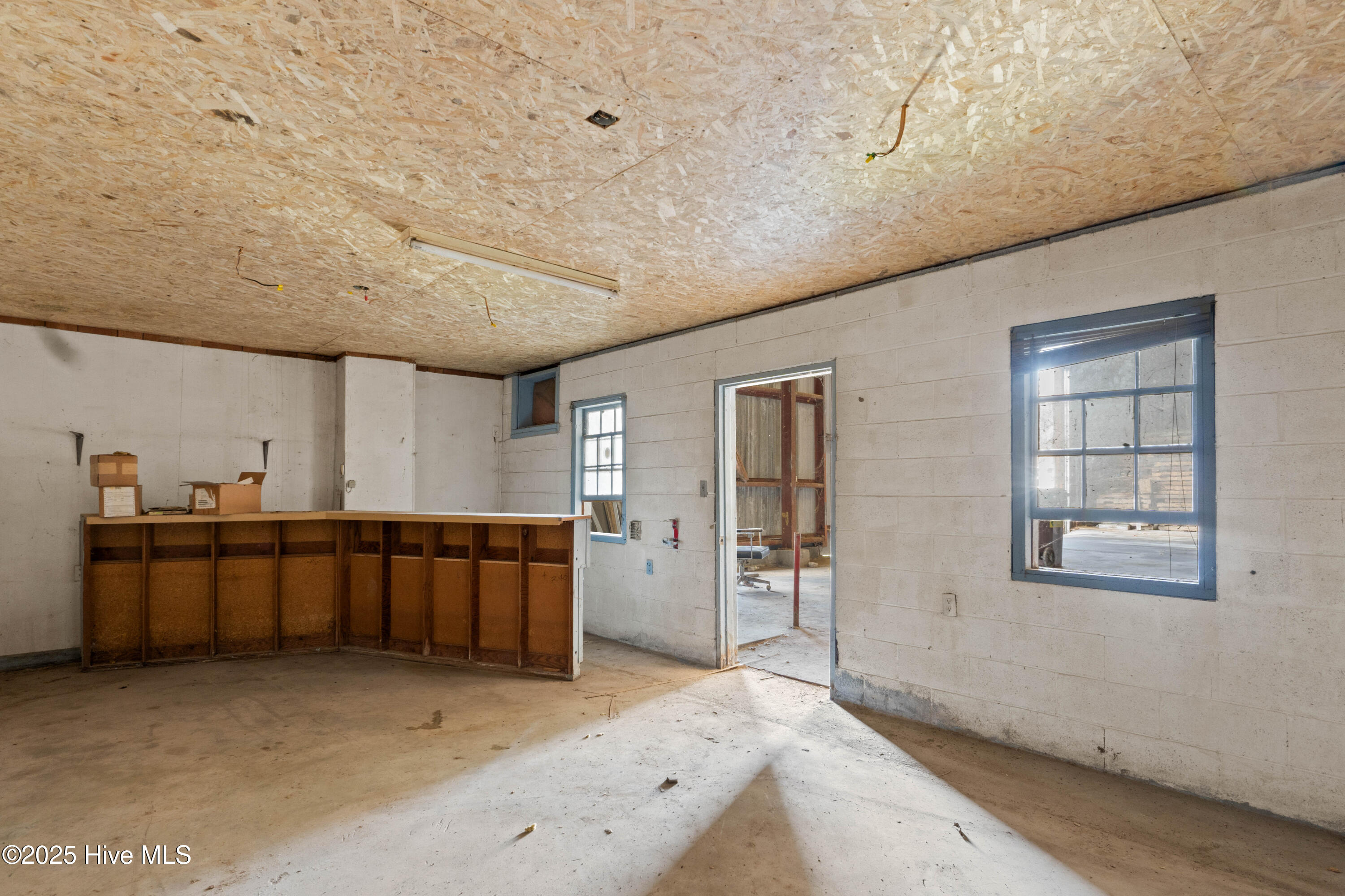 211 S Canal Street, Whiteville, NC, 28472