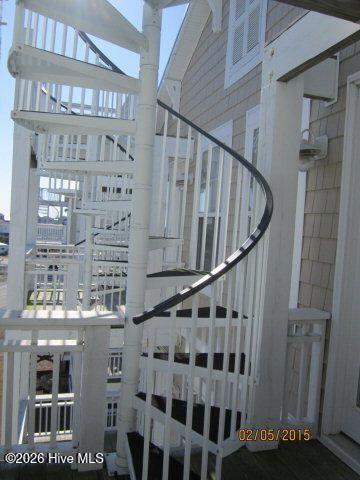 100550510 | Photo 27