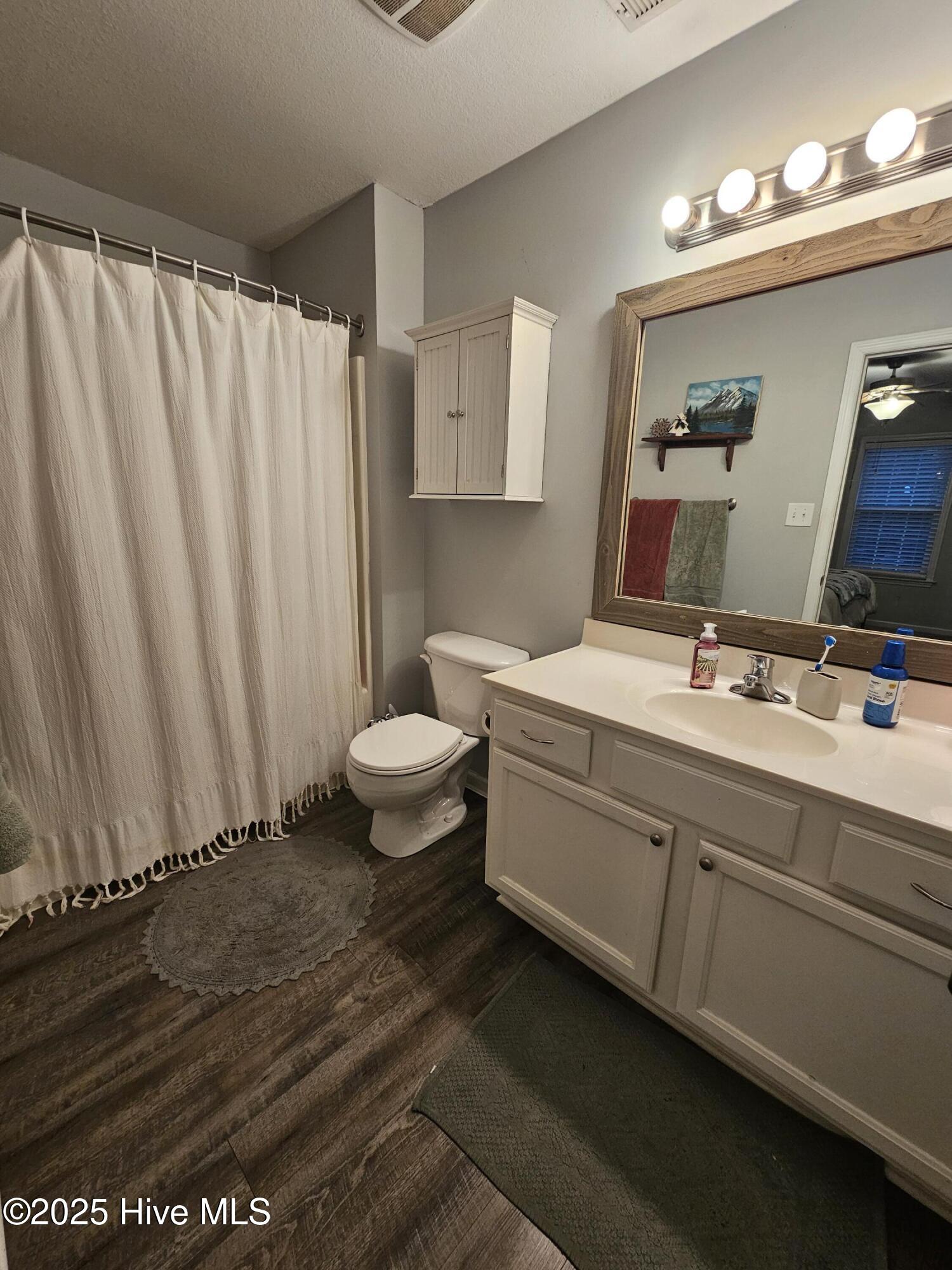 100544816 | Photo 12