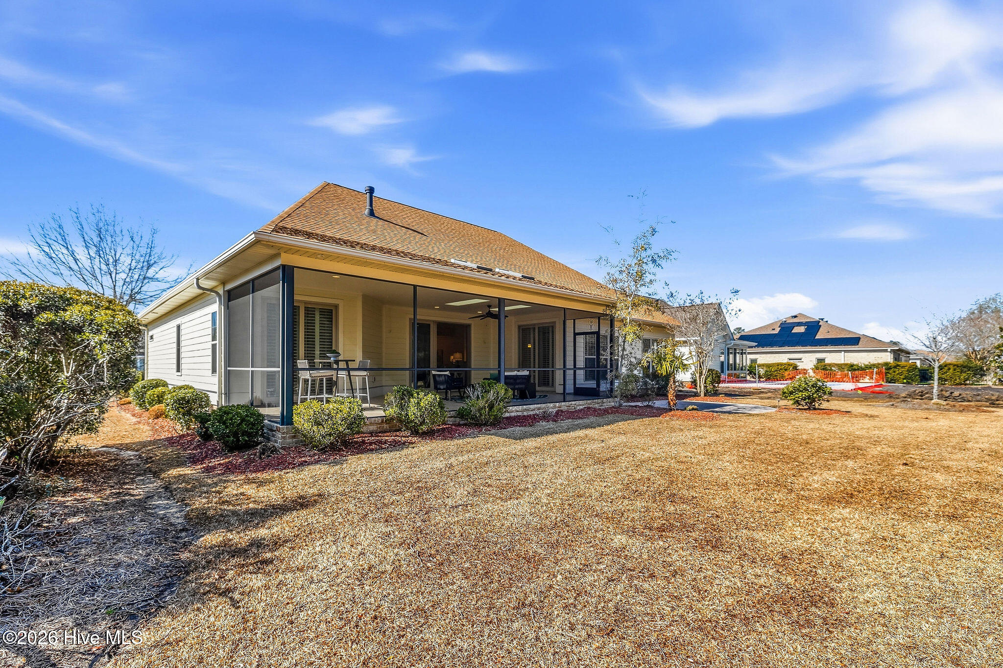 100553978 | Photo 39