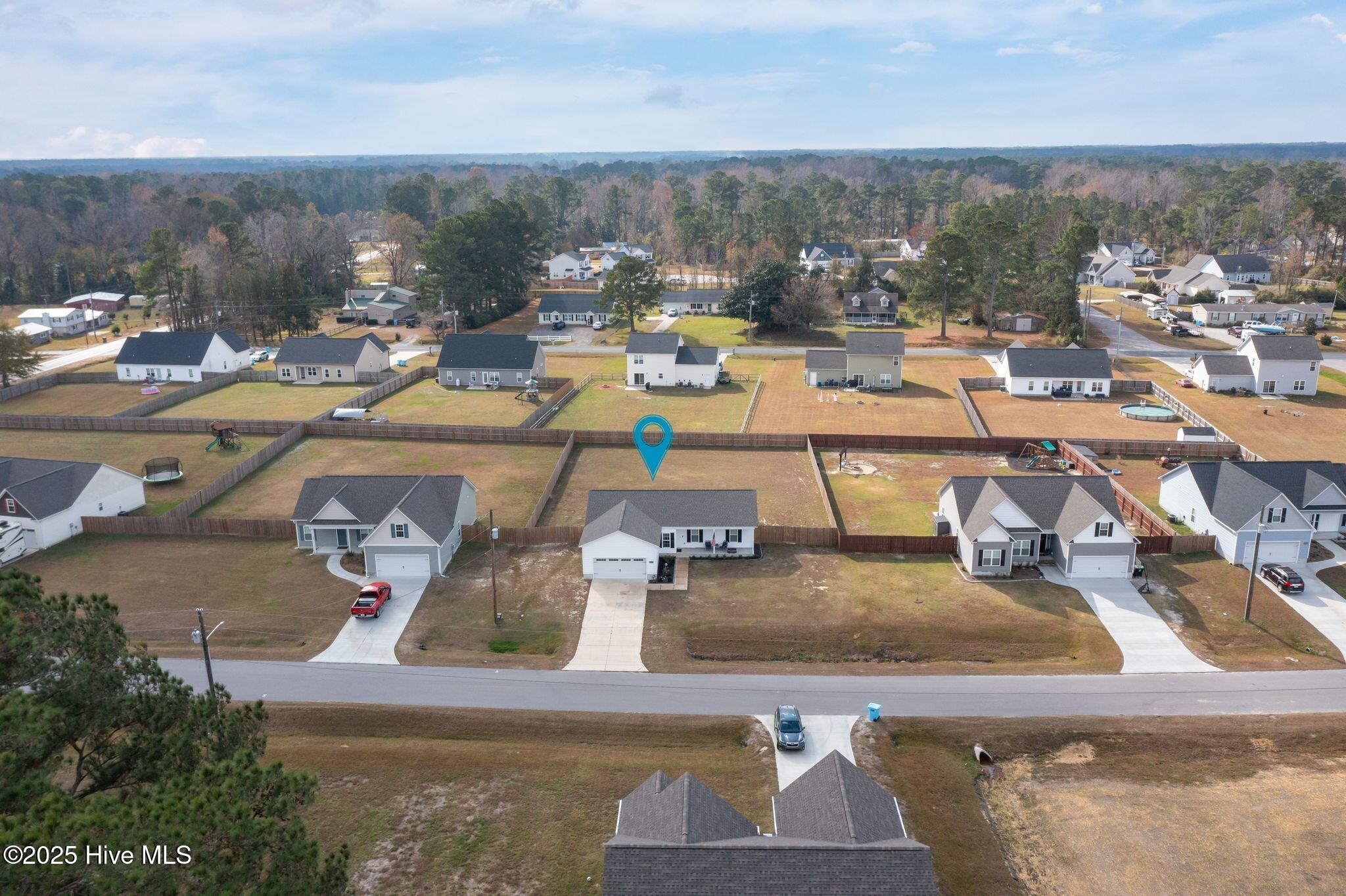 100543610 | Photo 39