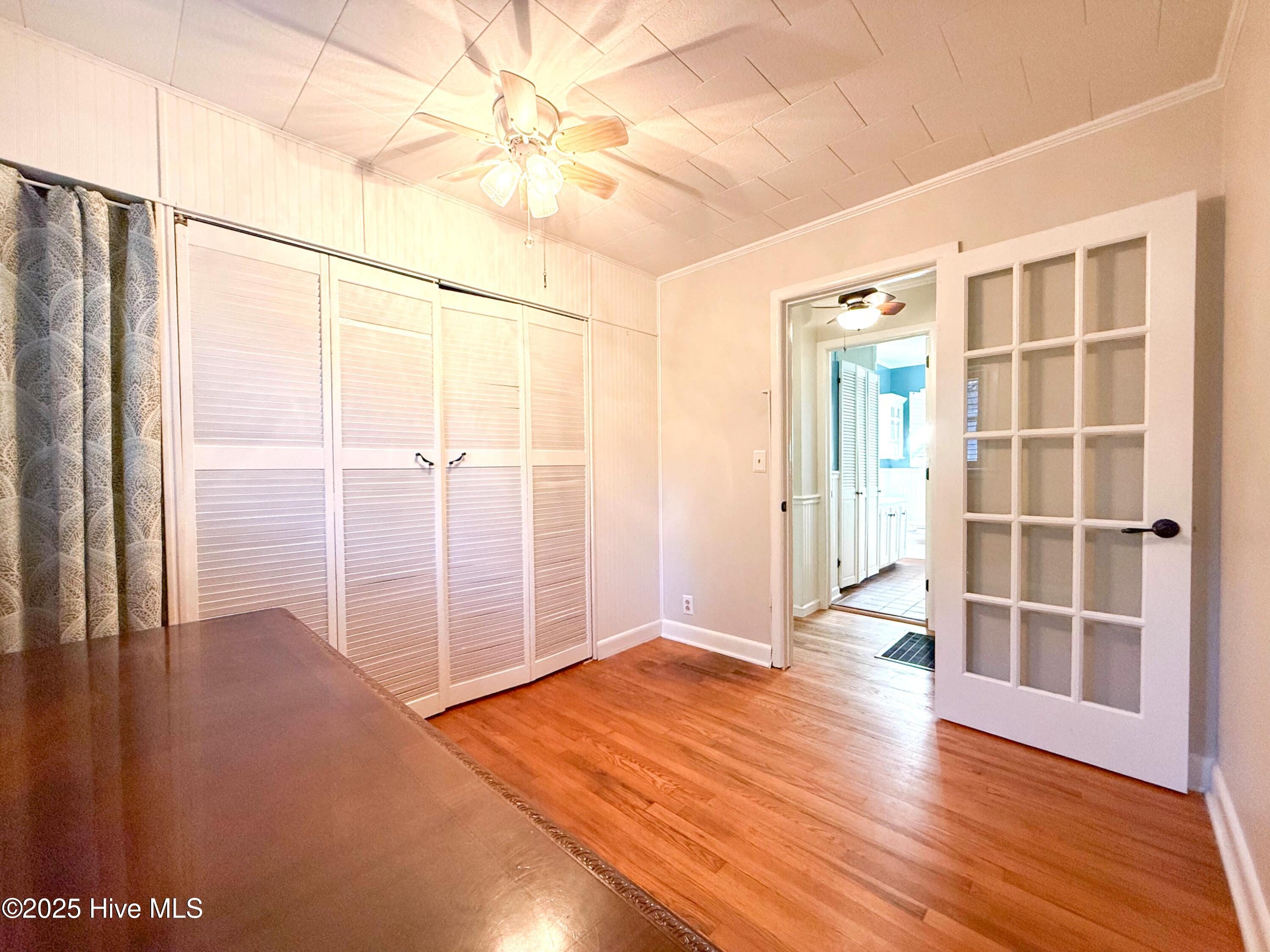 100537869 | Photo 31