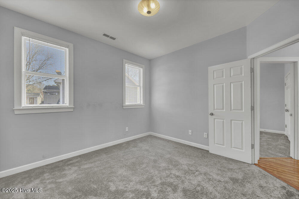 100546133 | Photo 17