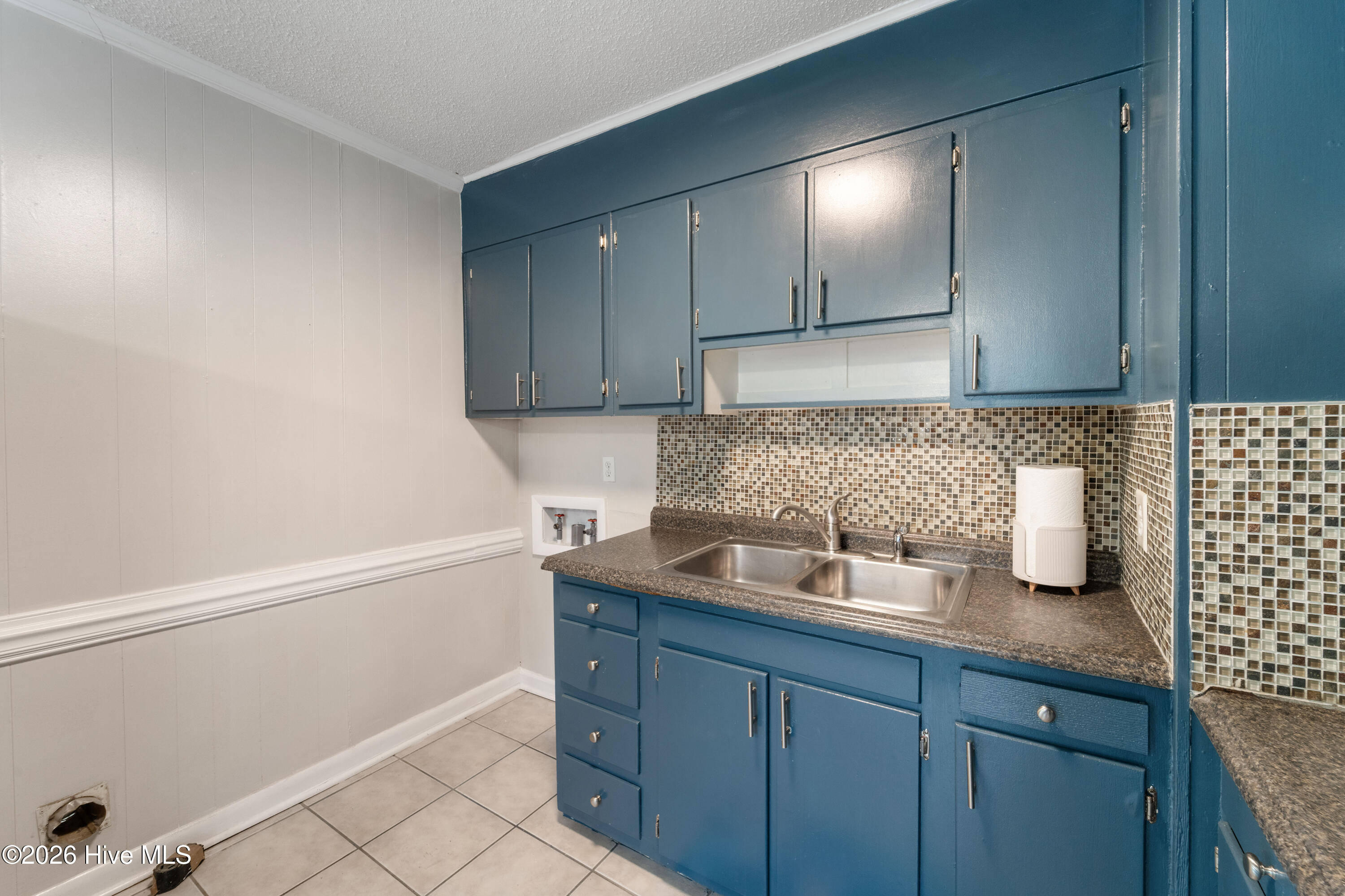 100551090 | Photo 27