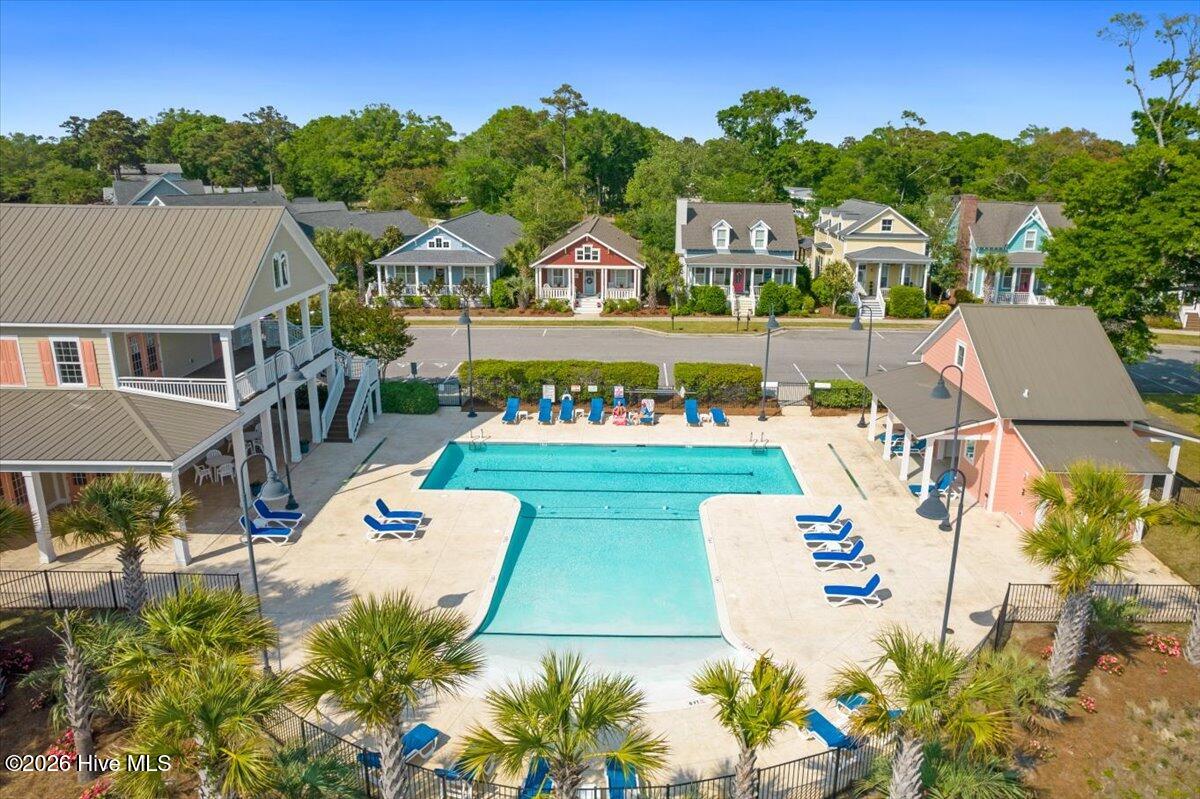 100547784 | Photo 68