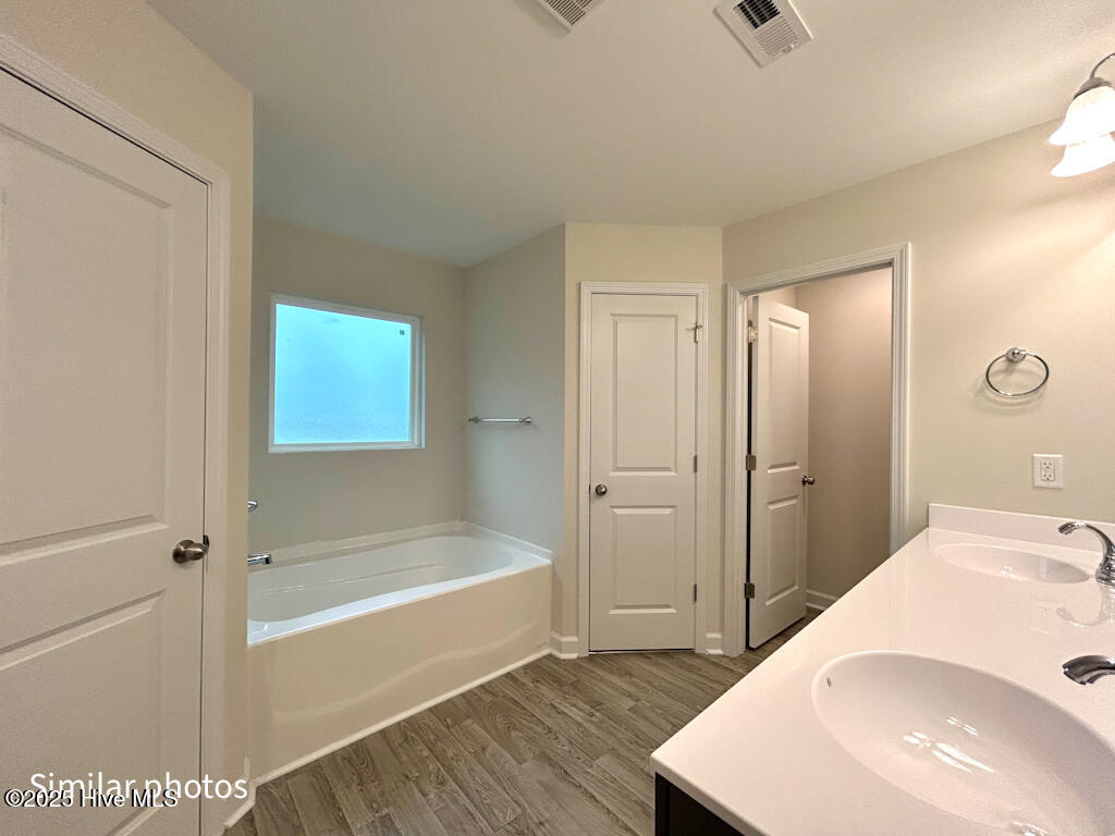 100508196 | Photo 31