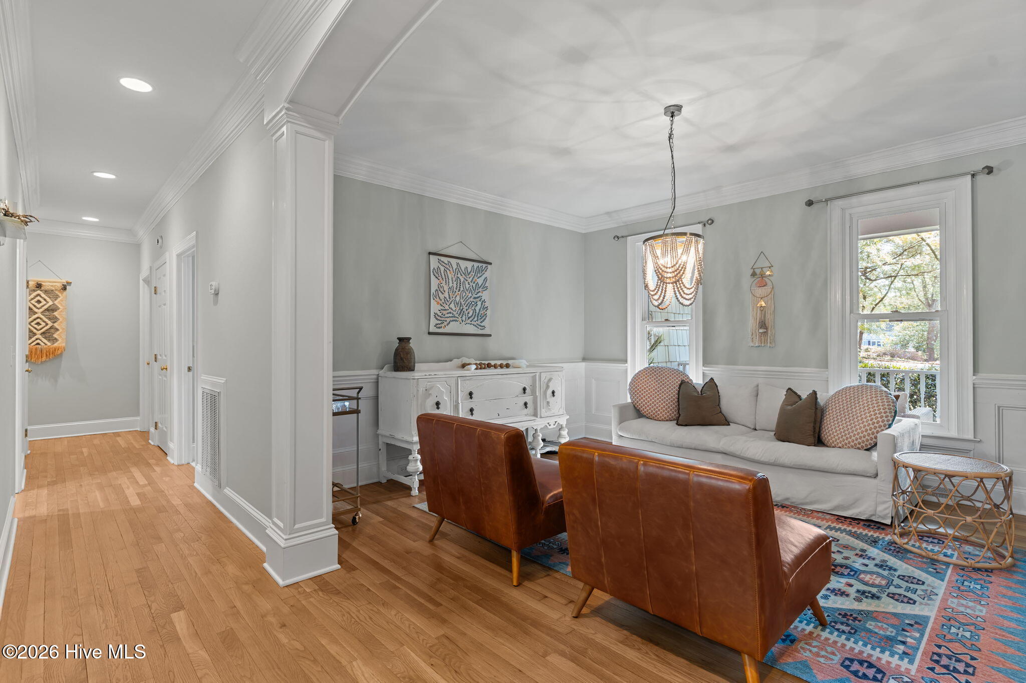 100556874 | Photo 15