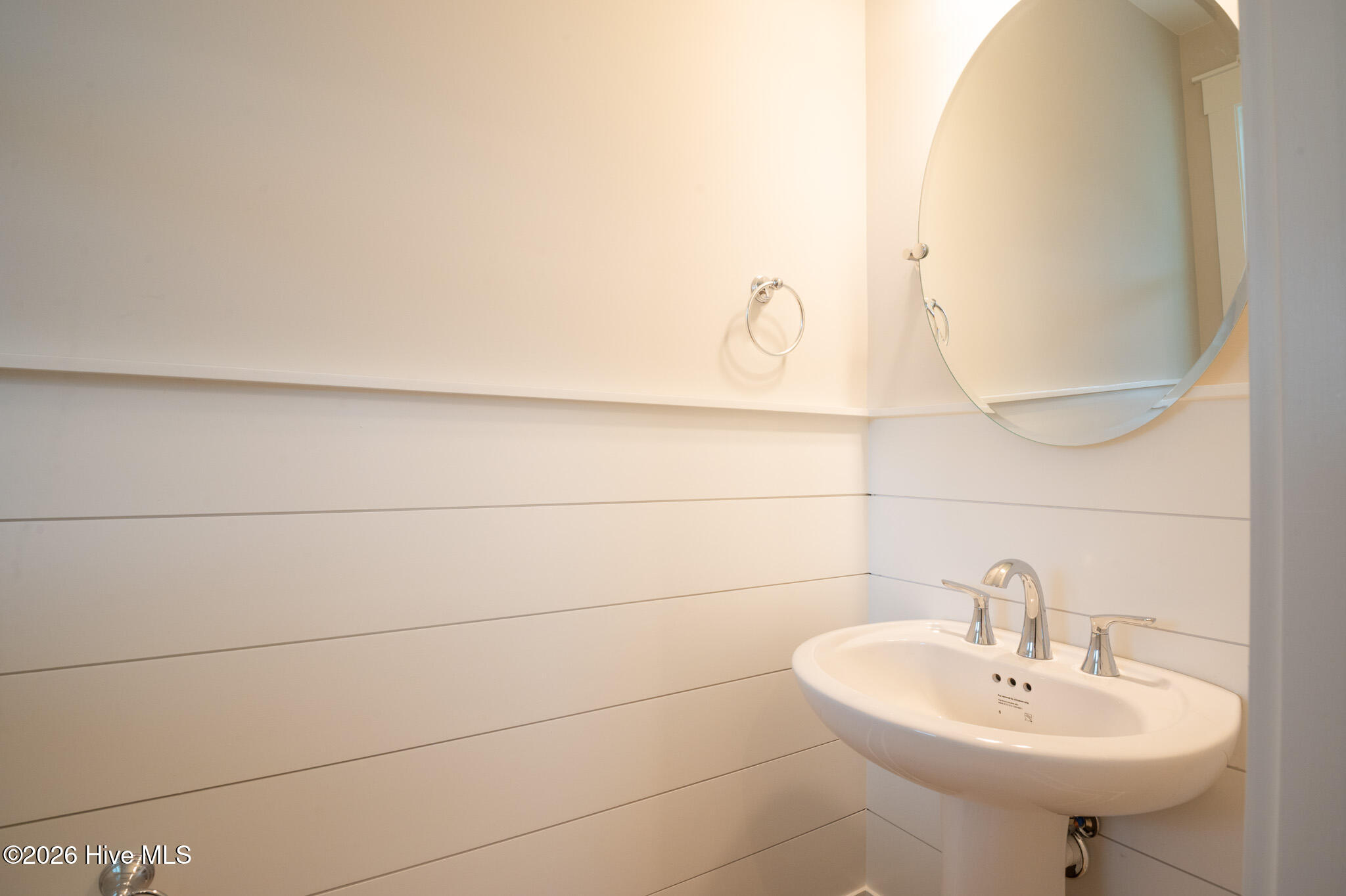 100564626 | Photo 13