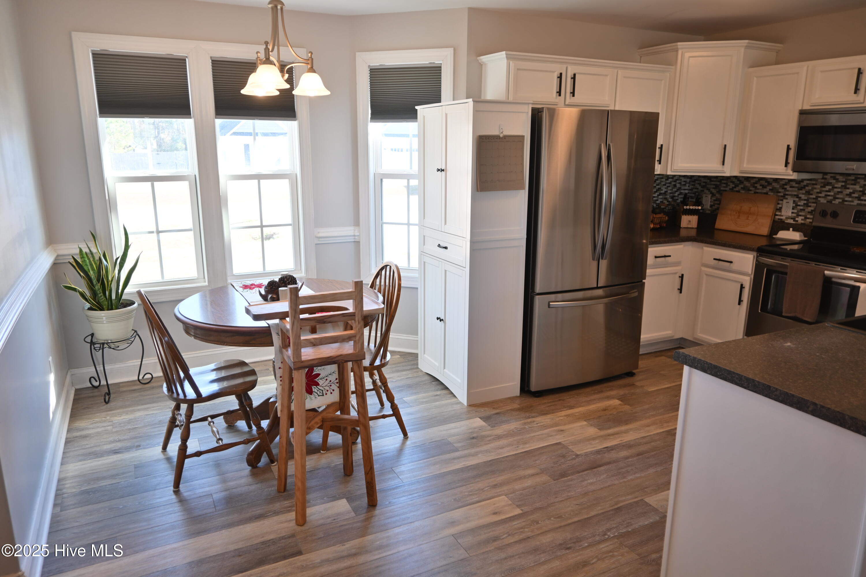 100547173 | Photo 14