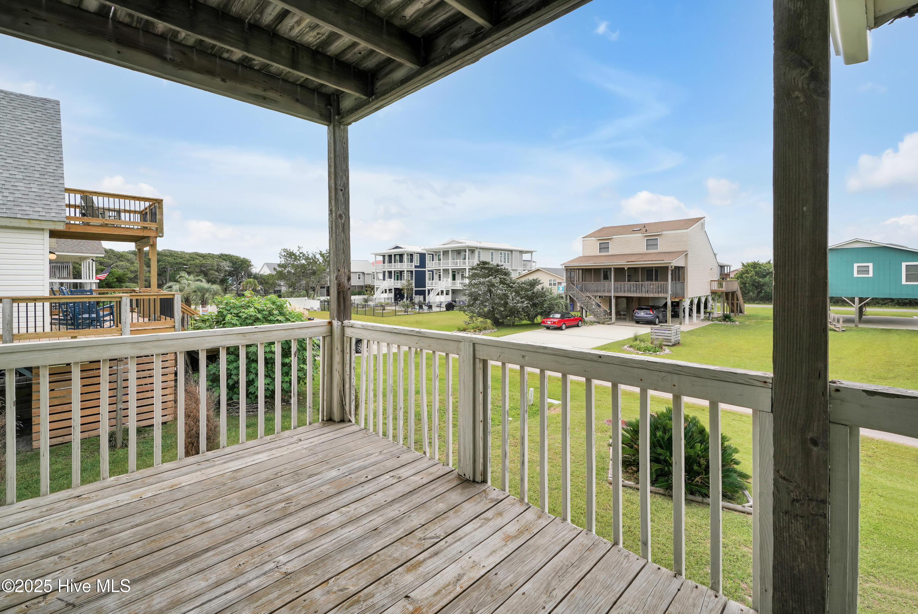 100530451 | Photo 17