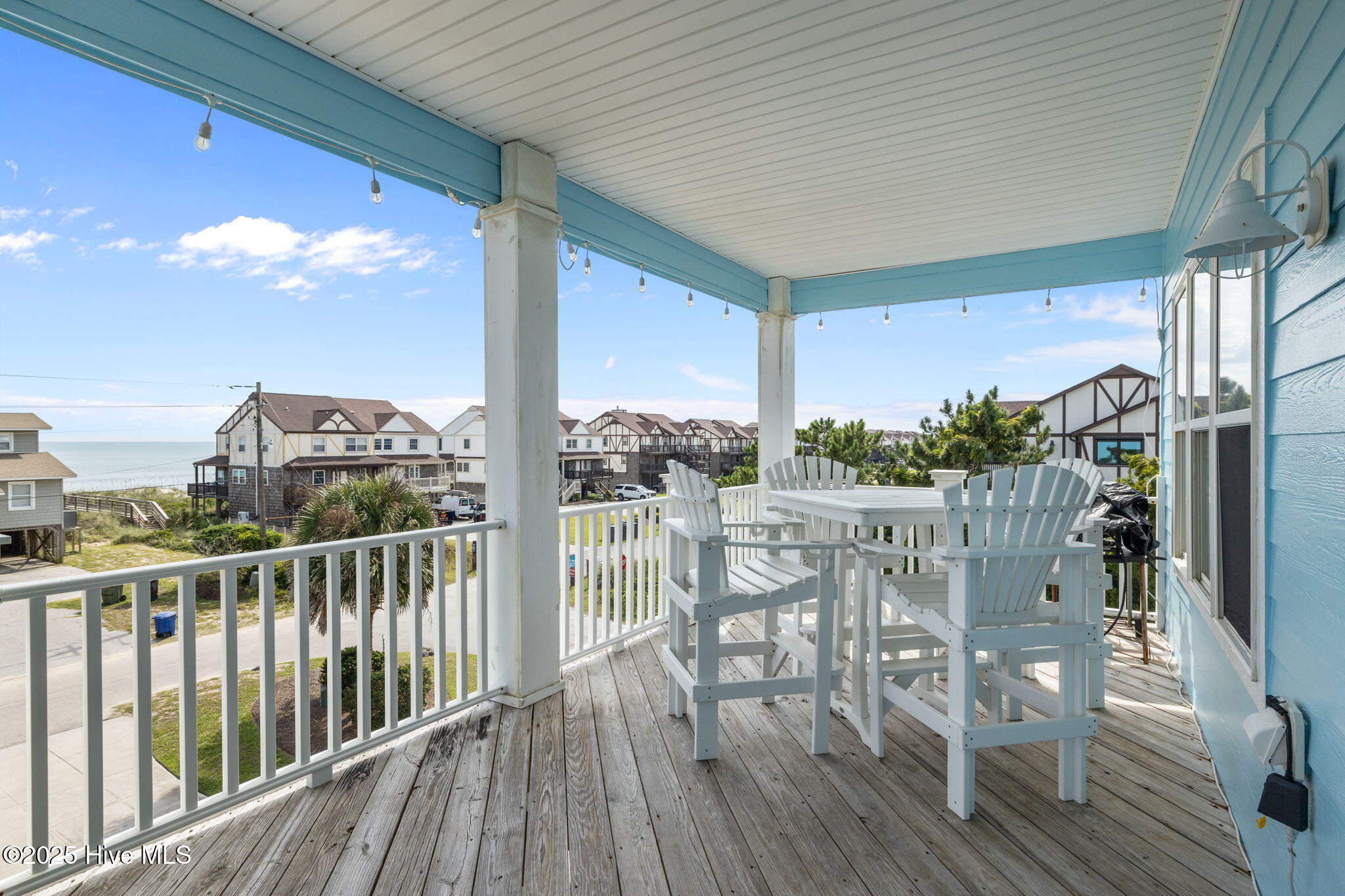 100509576 | Photo 14