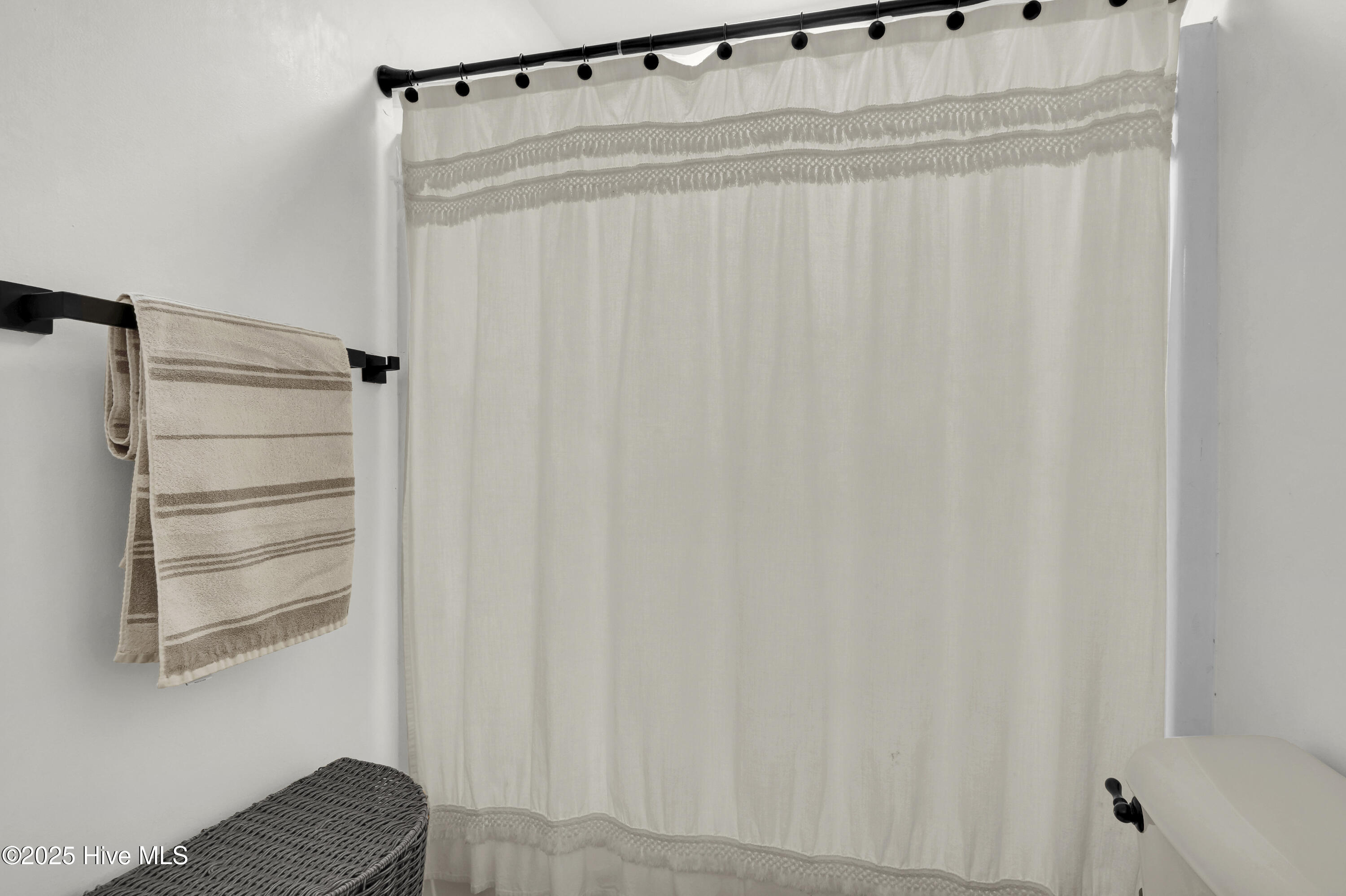 100546697 | Photo 23