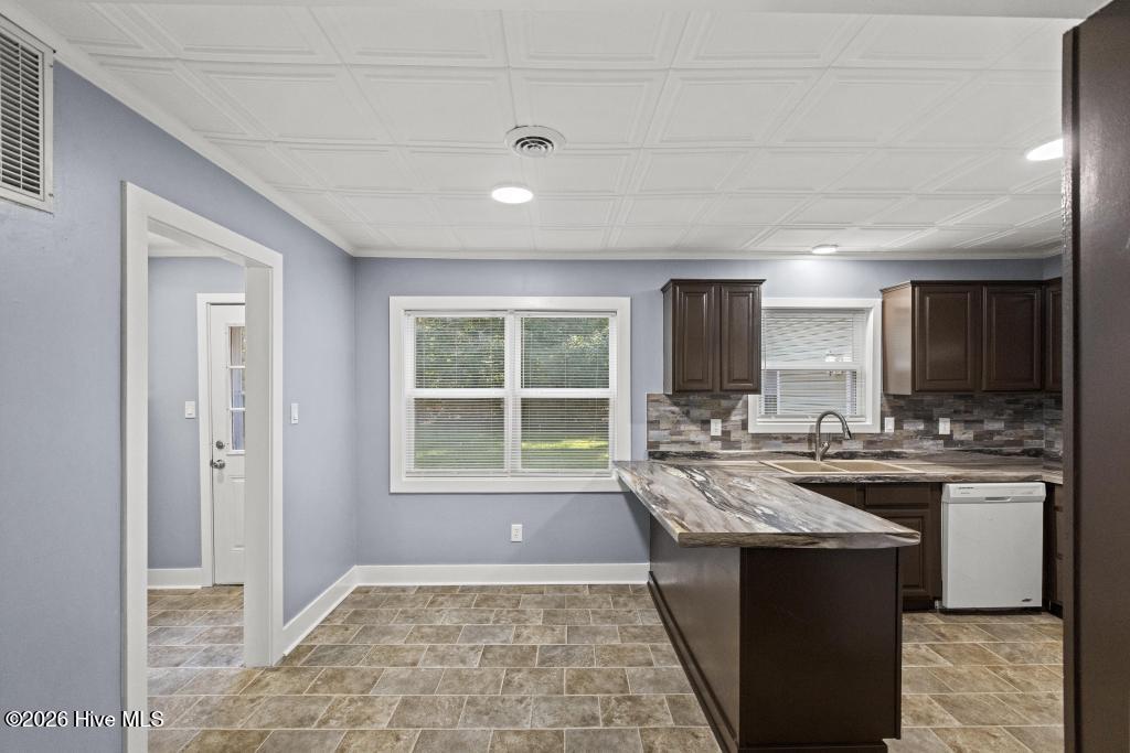 211 Warren Court,Jacksonville