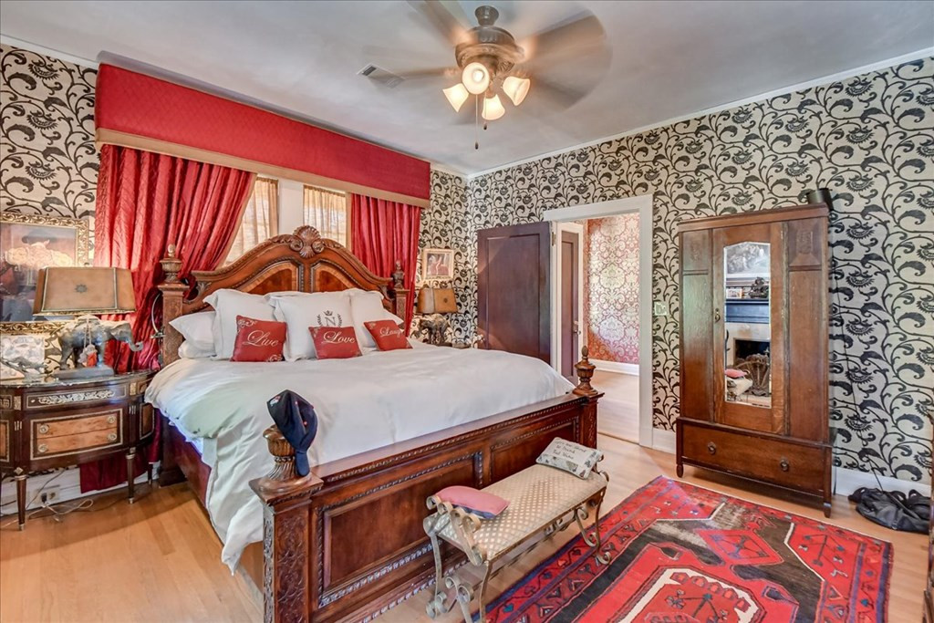 Owners Bedroom Suite