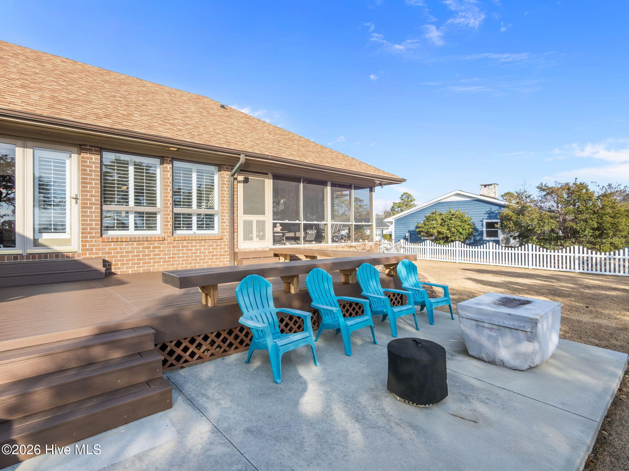 200 Pelican Drive, Newport, NC, 28570