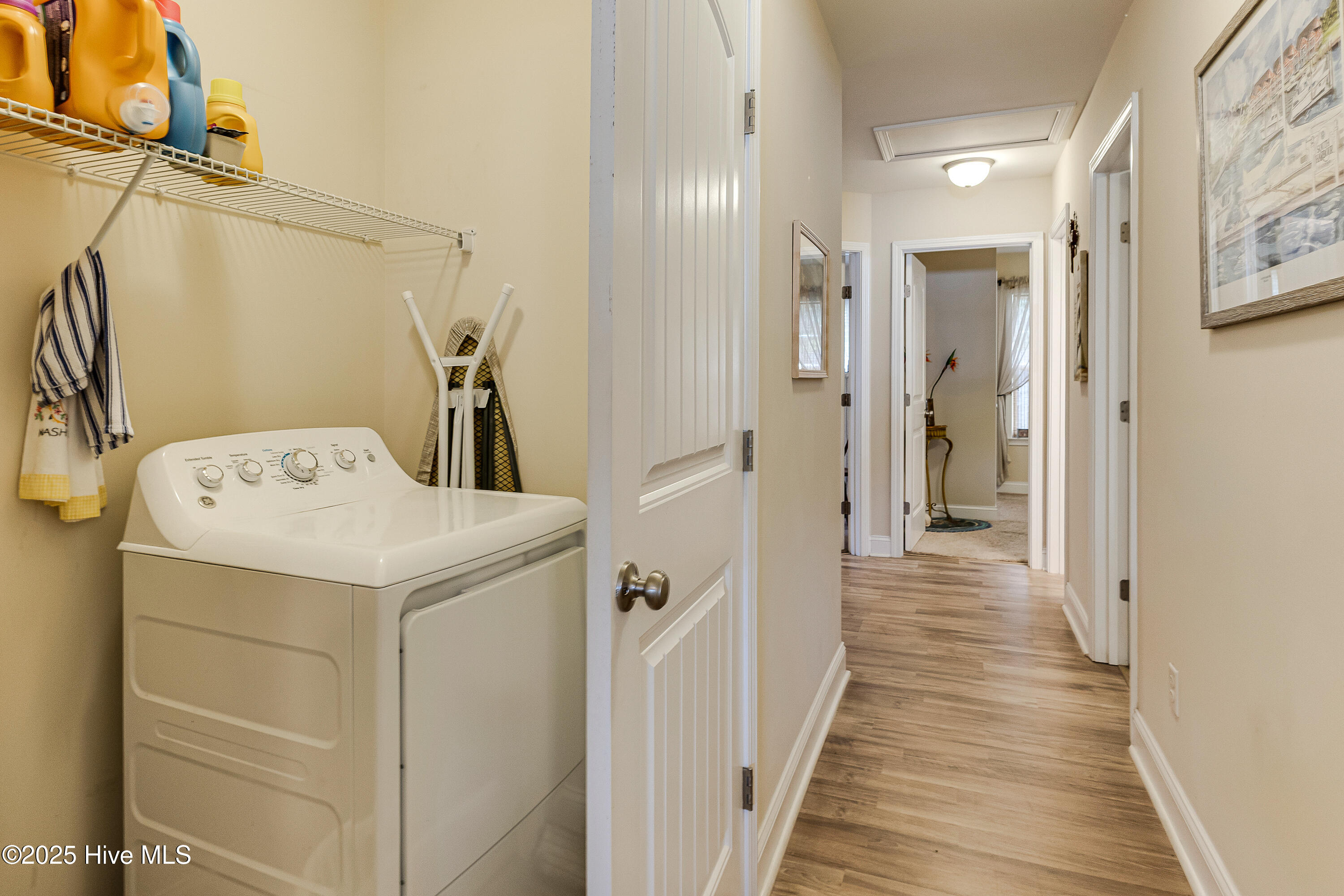 100516362 | Photo 16