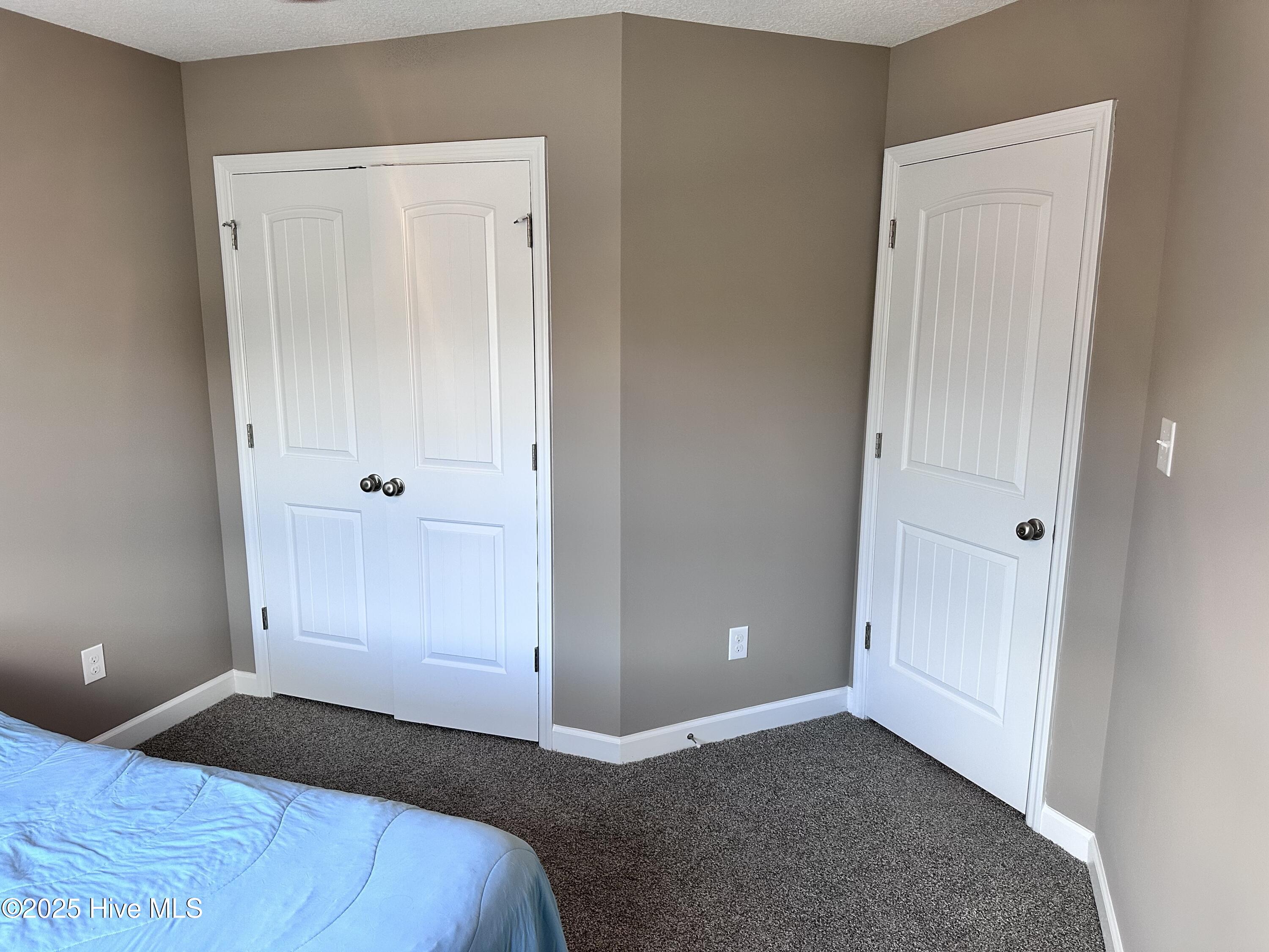 100545917 | Photo 22