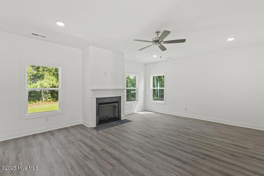 100518494 | Photo 10