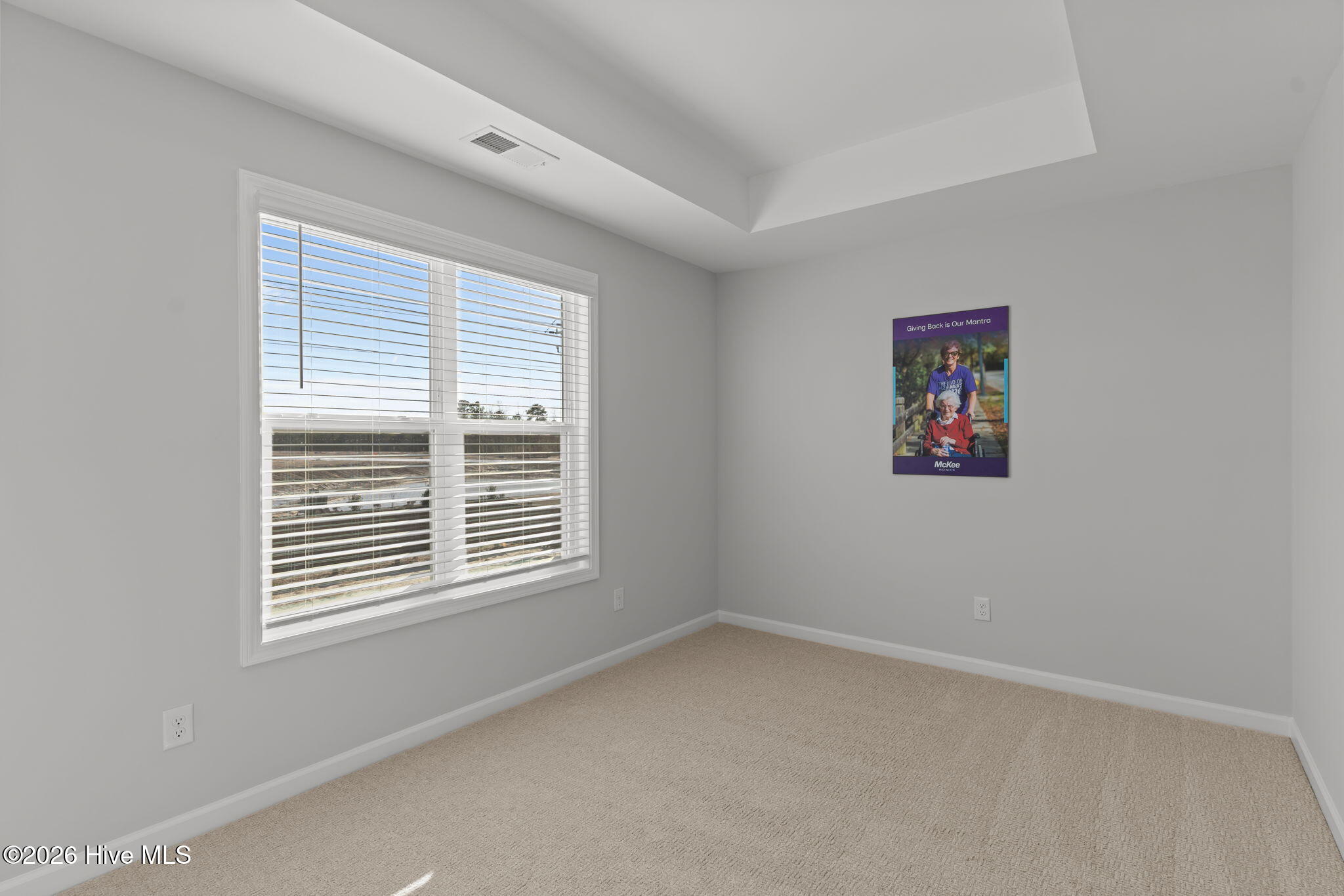 100516667 | Photo 40